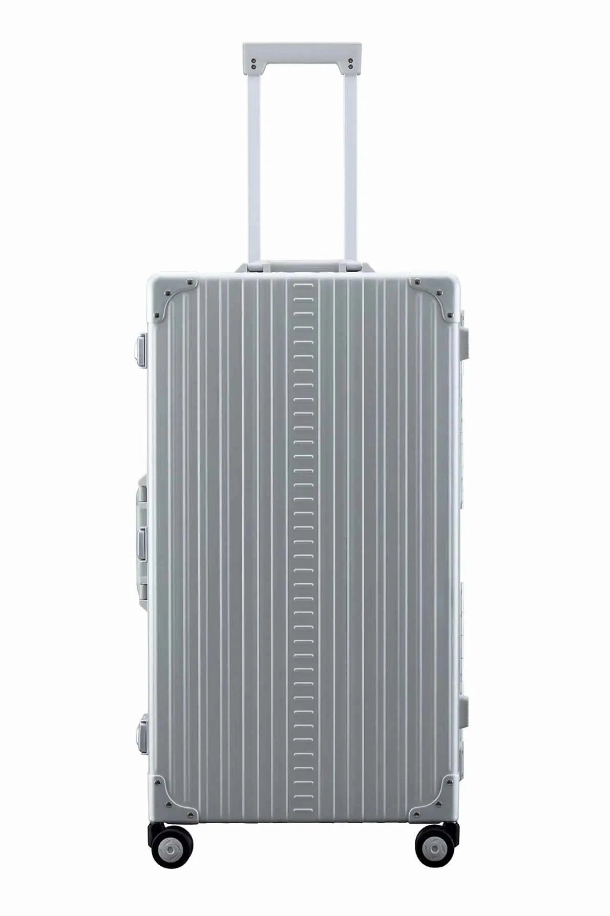 30" International Trunk Checked Aluminum Spinner