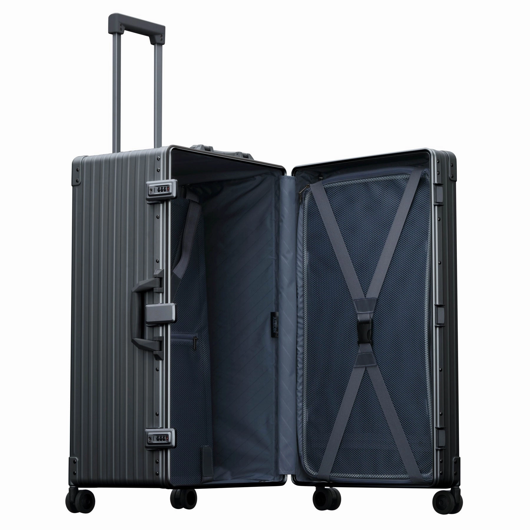 Aleon Aircraft Grade Aluminum 30 International Trunk Checked