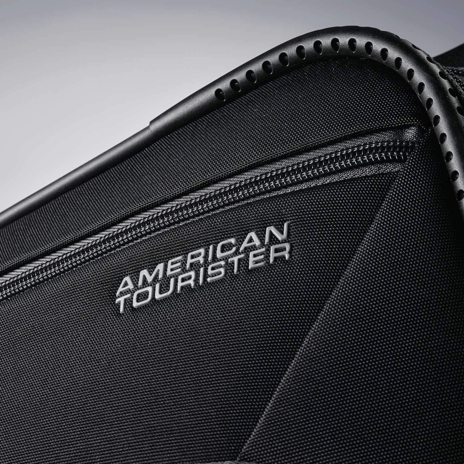 American Tourister 4 KIX 25" 4-Wheel Medium Luggage