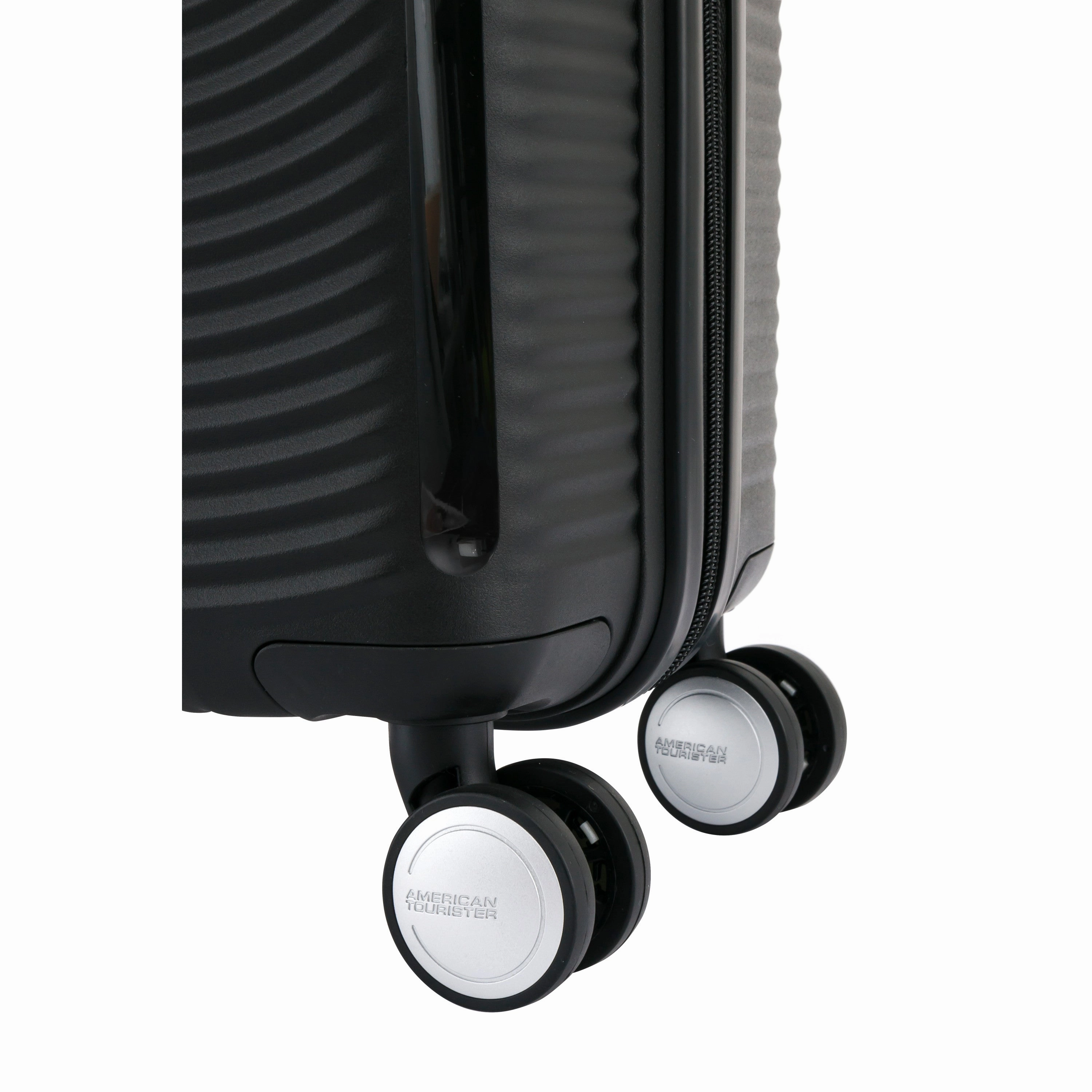 American Tourister Curio 25" 4-Wheel Medium Luggage