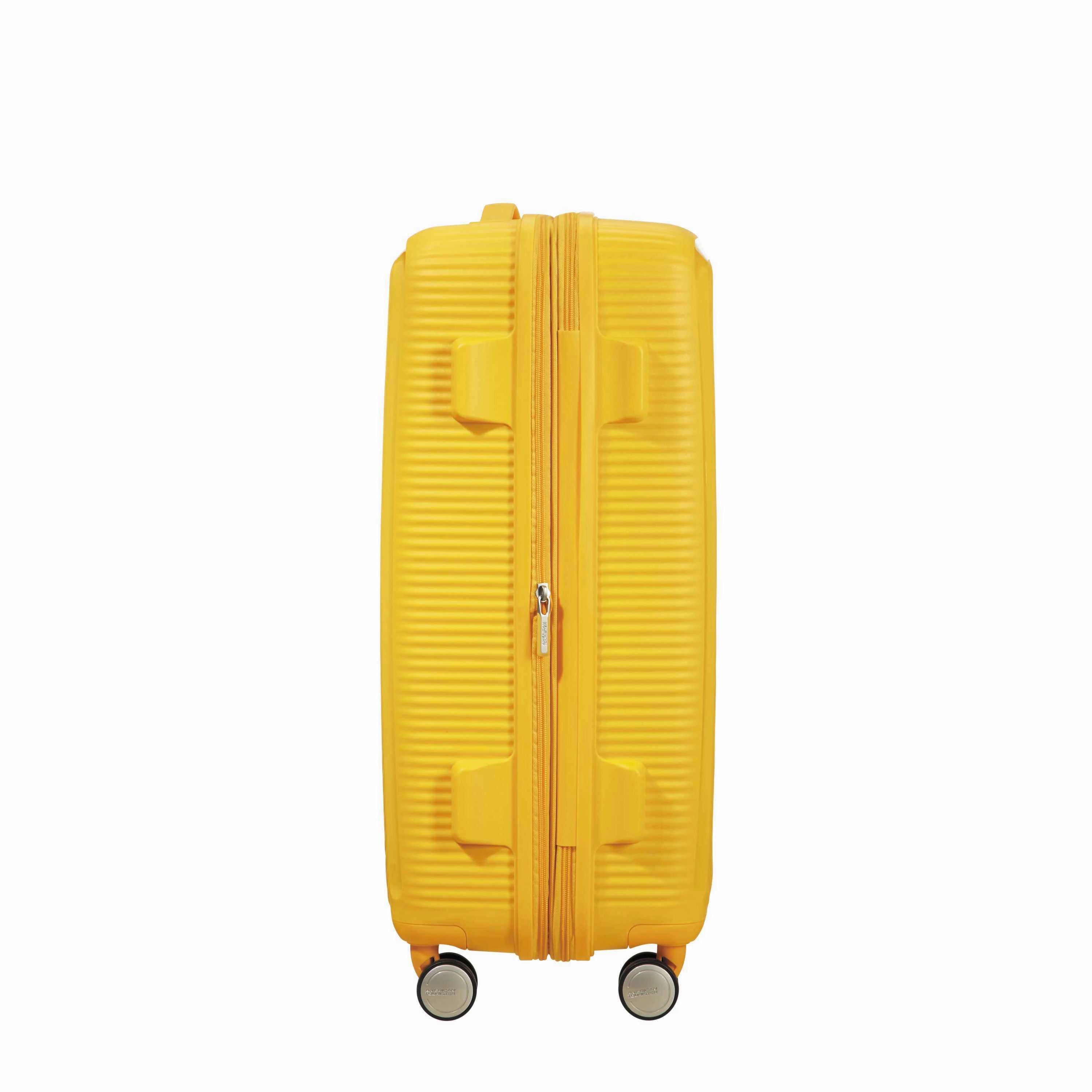 American Tourister Curio 25" 4-Wheel Medium Luggage