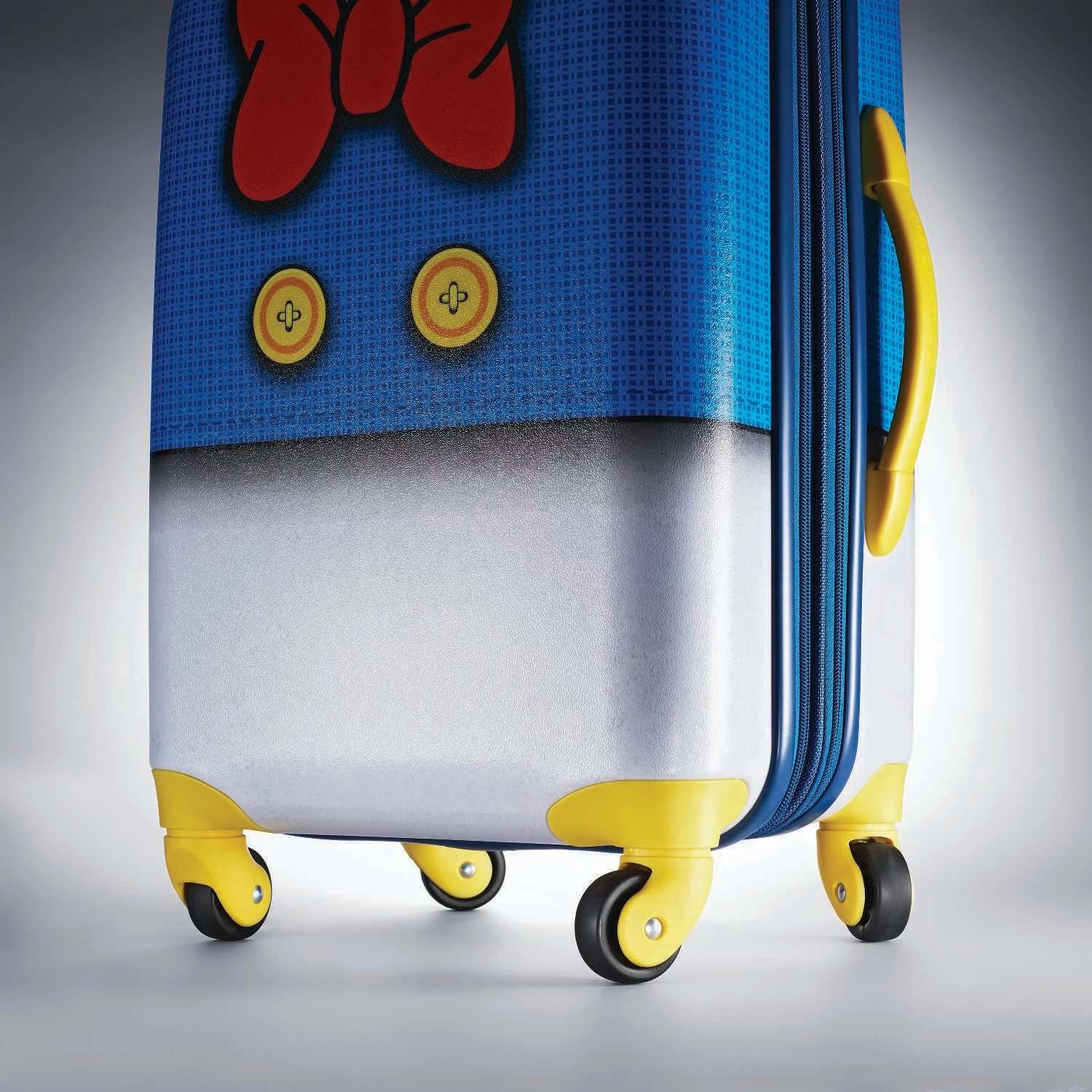 American Tourister Disney 21" Hardside Spinner