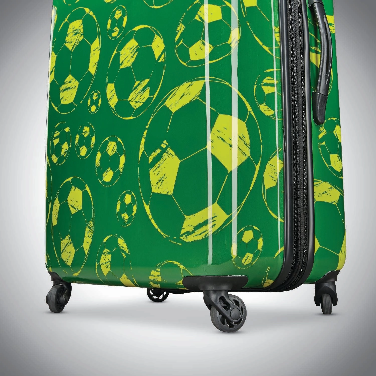 American Tourister Moonlight 21" Hardside Spinner