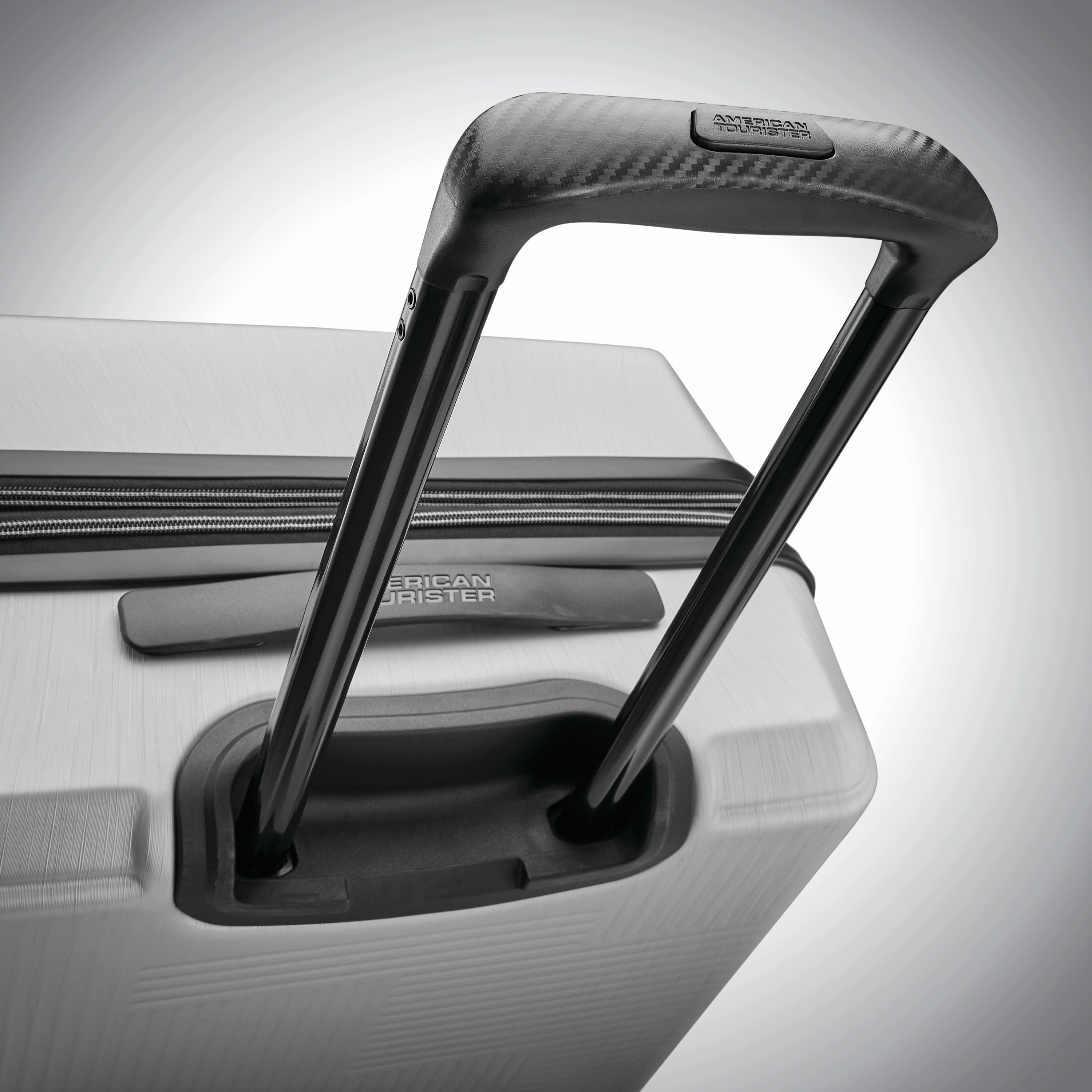 American Tourister Stratum XLT 28" 4-Wheel Large Luggage