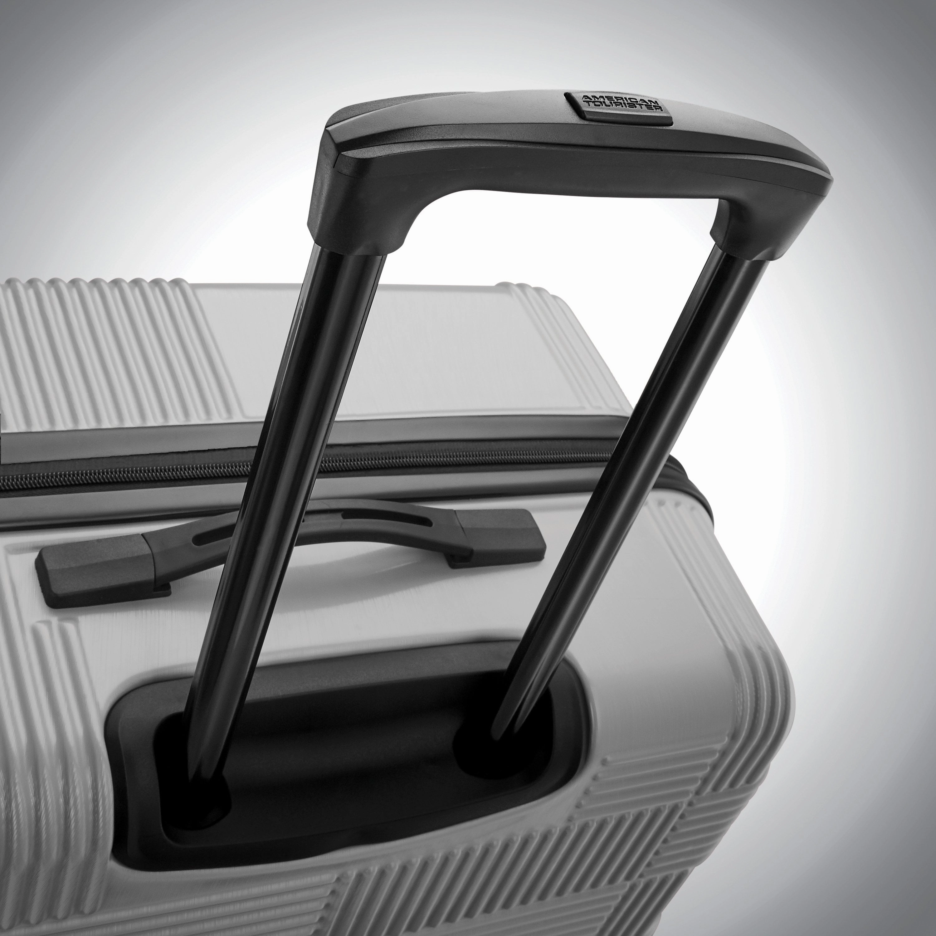 American Tourister Unify Spinner Carry-On Luggage