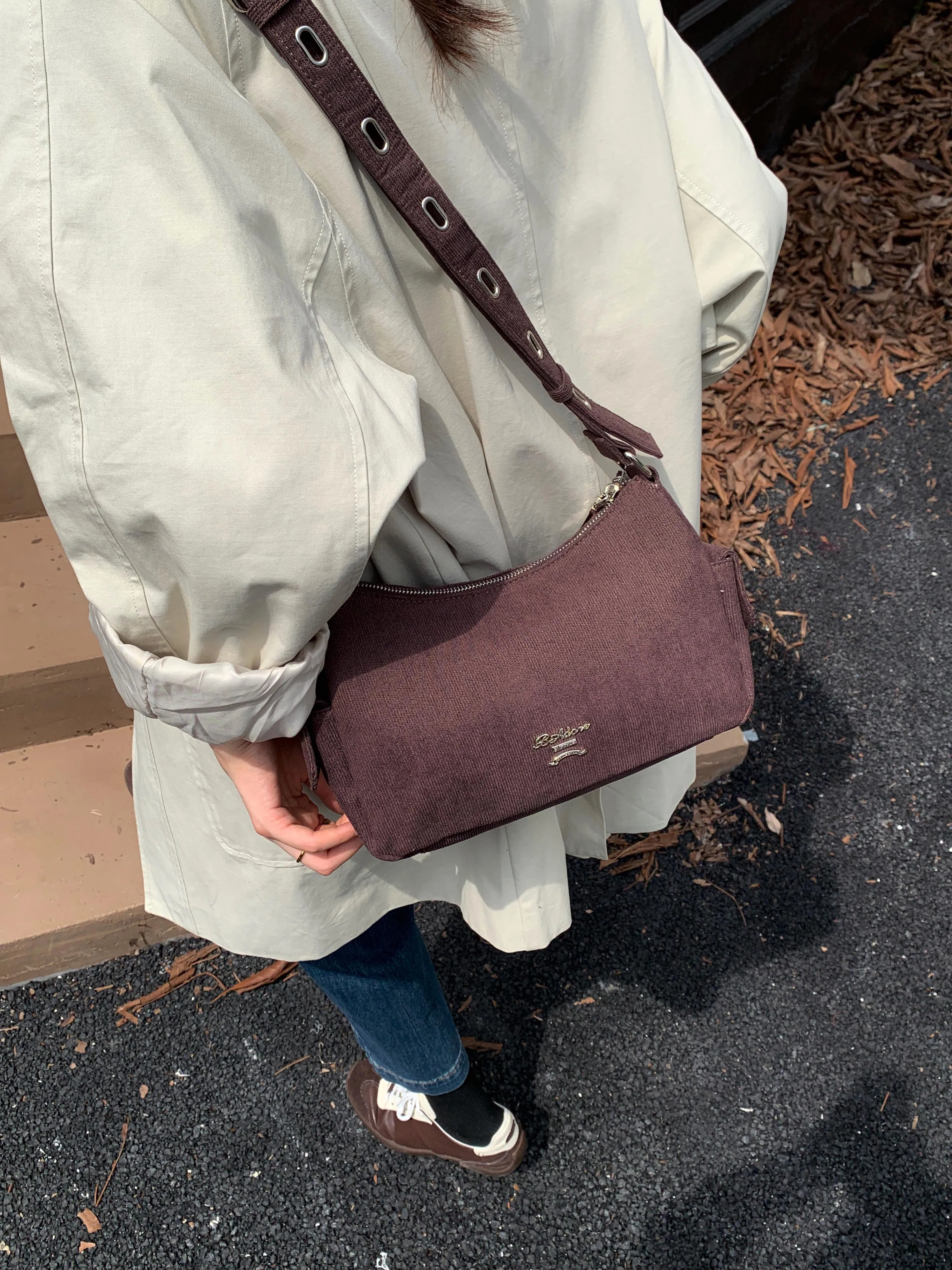 Arrie Collection DARK BROWN
