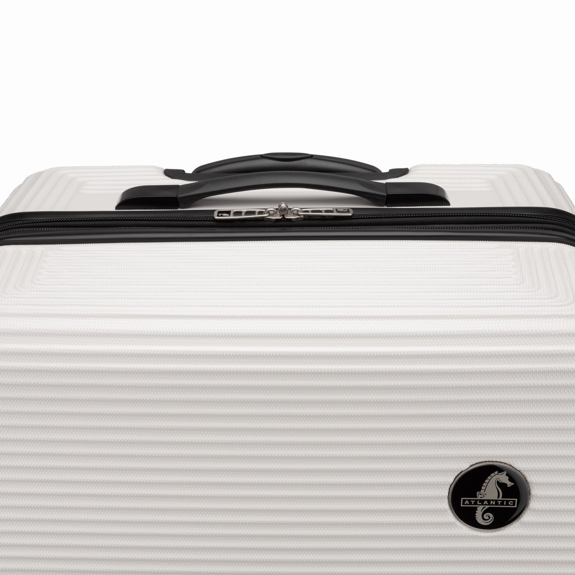 Atlantic Tribute II Large Expandable Spinner Luggage