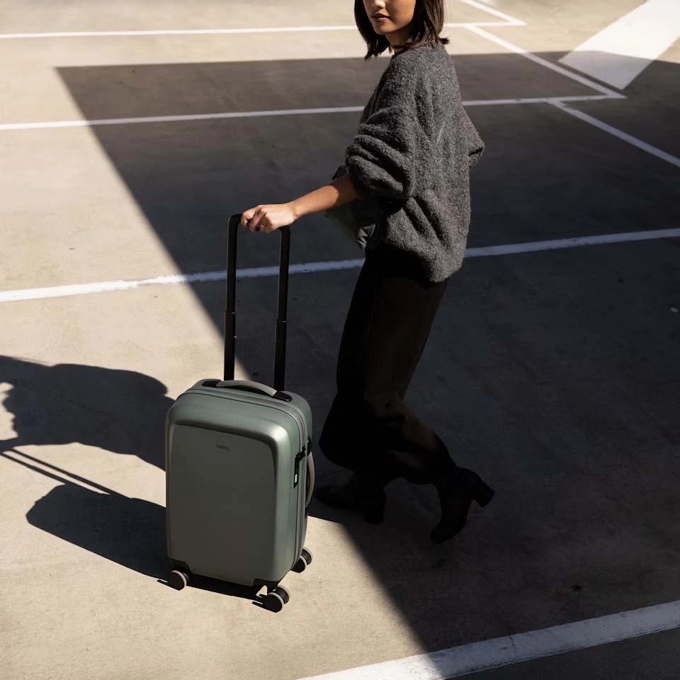 Bellroy Transit Carry-On Luggage