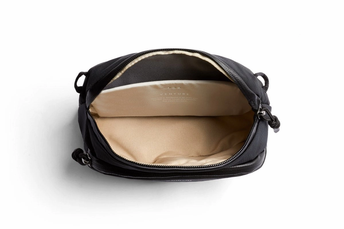 Bellroy Venture Pouch