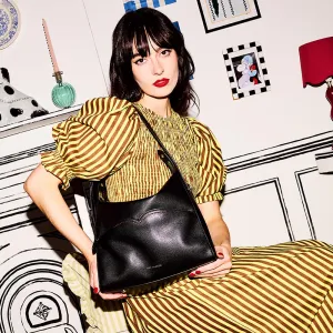 BLACK LEATHER DENISE SHOULDER BAG