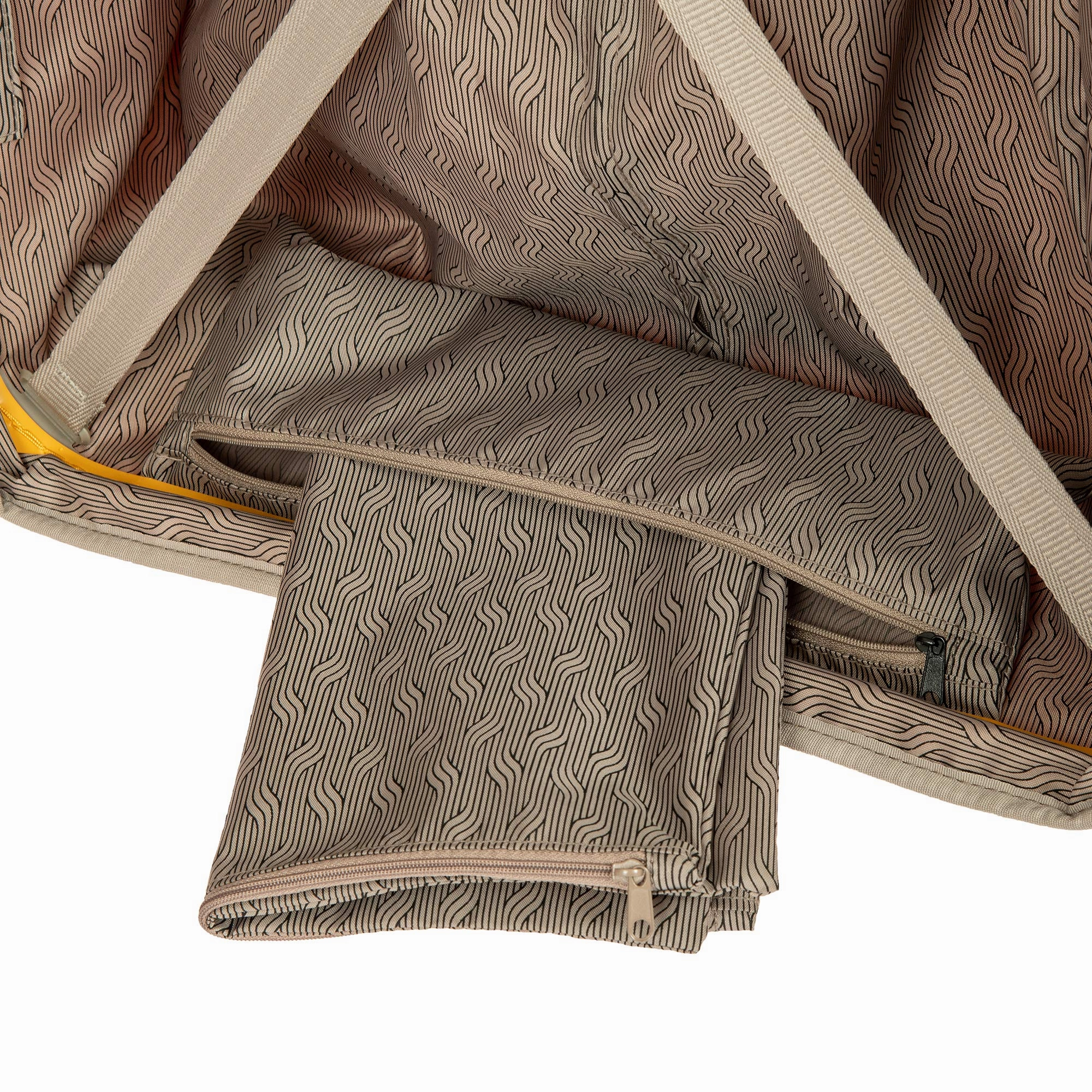 Bric's B|Y Ulisse 28" Expandable Spinner