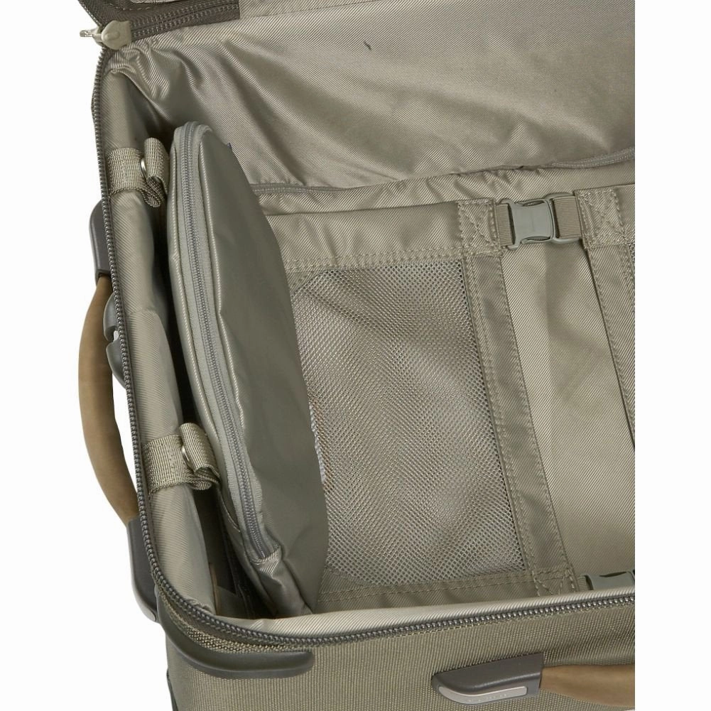 Briggs & Riley Baseline 20 Carry On Expandable Upright