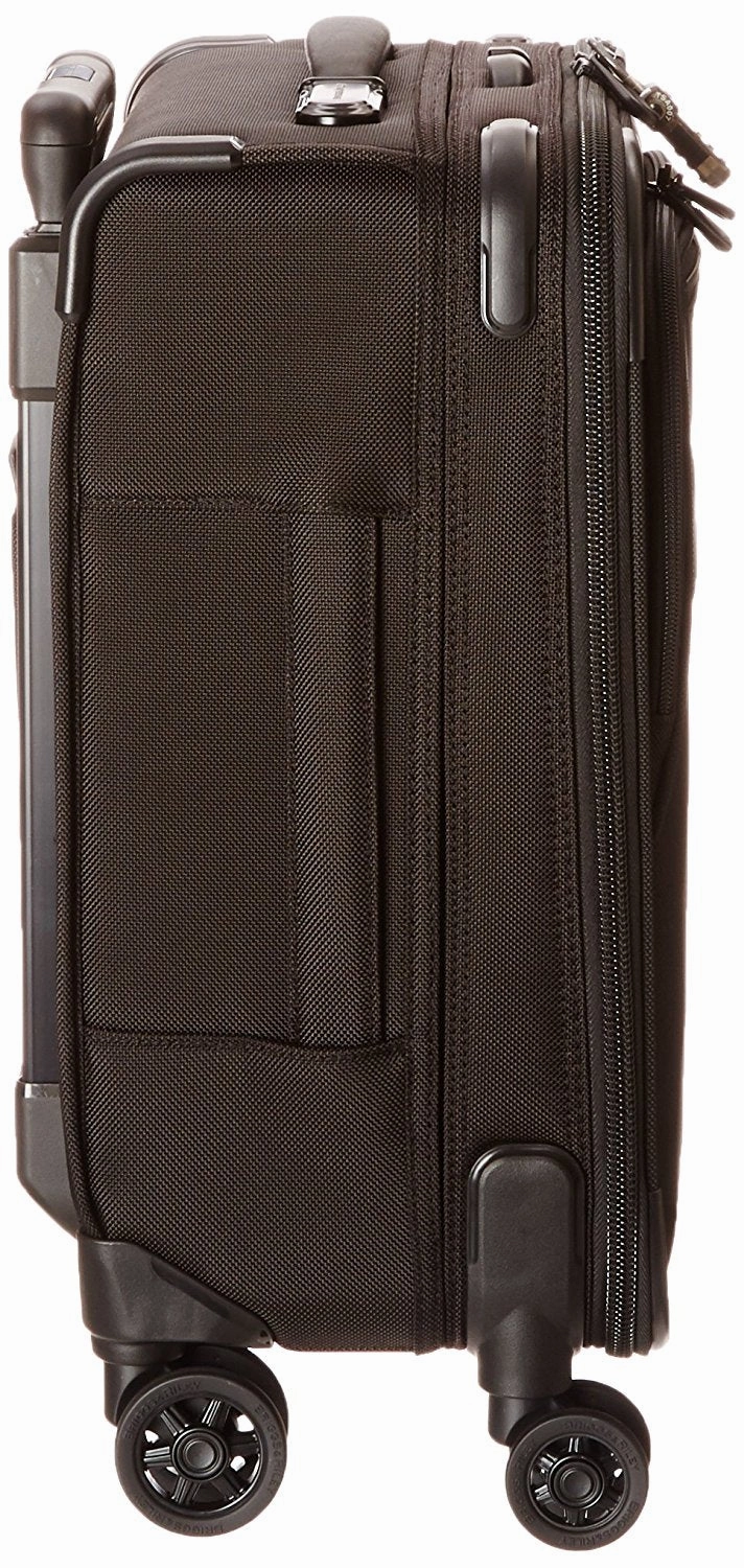 Briggs & Riley Baseline Commuter Expandable Spinner