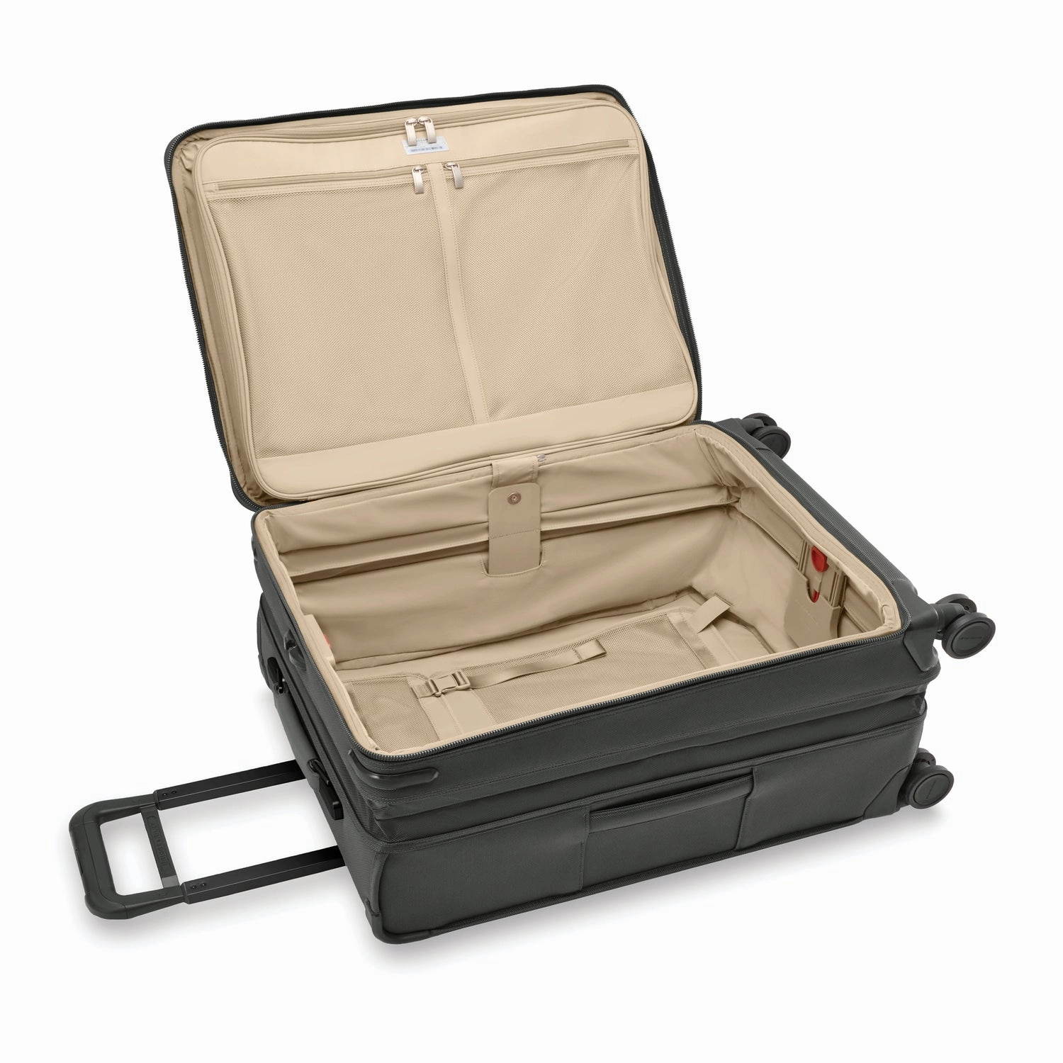 Briggs & Riley Baseline Global Medium Expandable Spinner