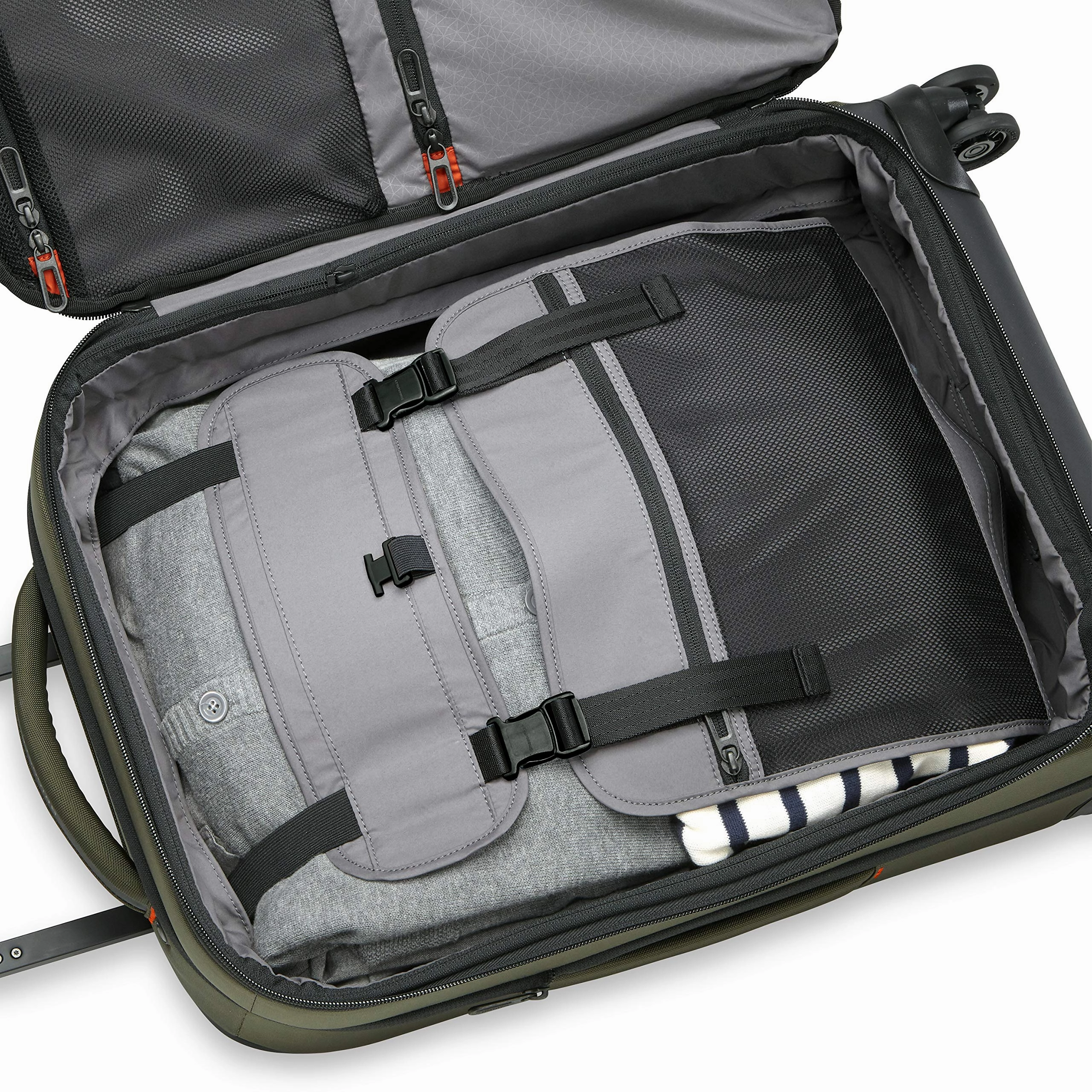 Briggs & Riley ZDX 22" 4-Wheel Carry-On Luggage