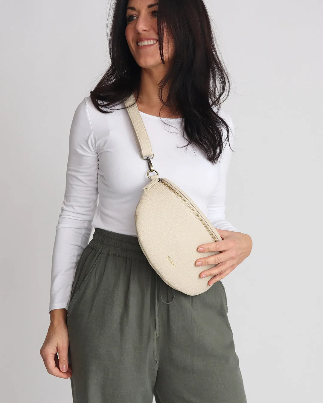 Brooke Belt Bag - Pebble