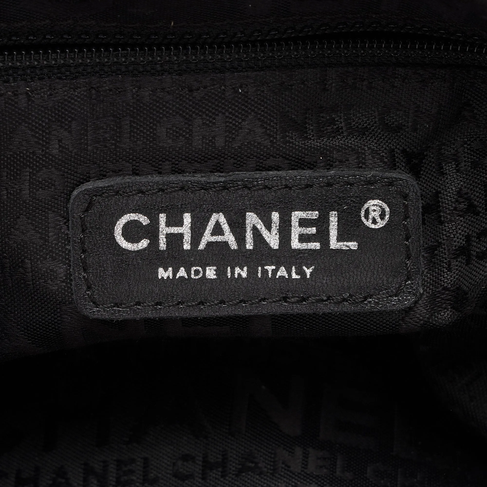 Chanel Lambskin LAX Accordion Shoulder Bag (SHF-WhynN4)