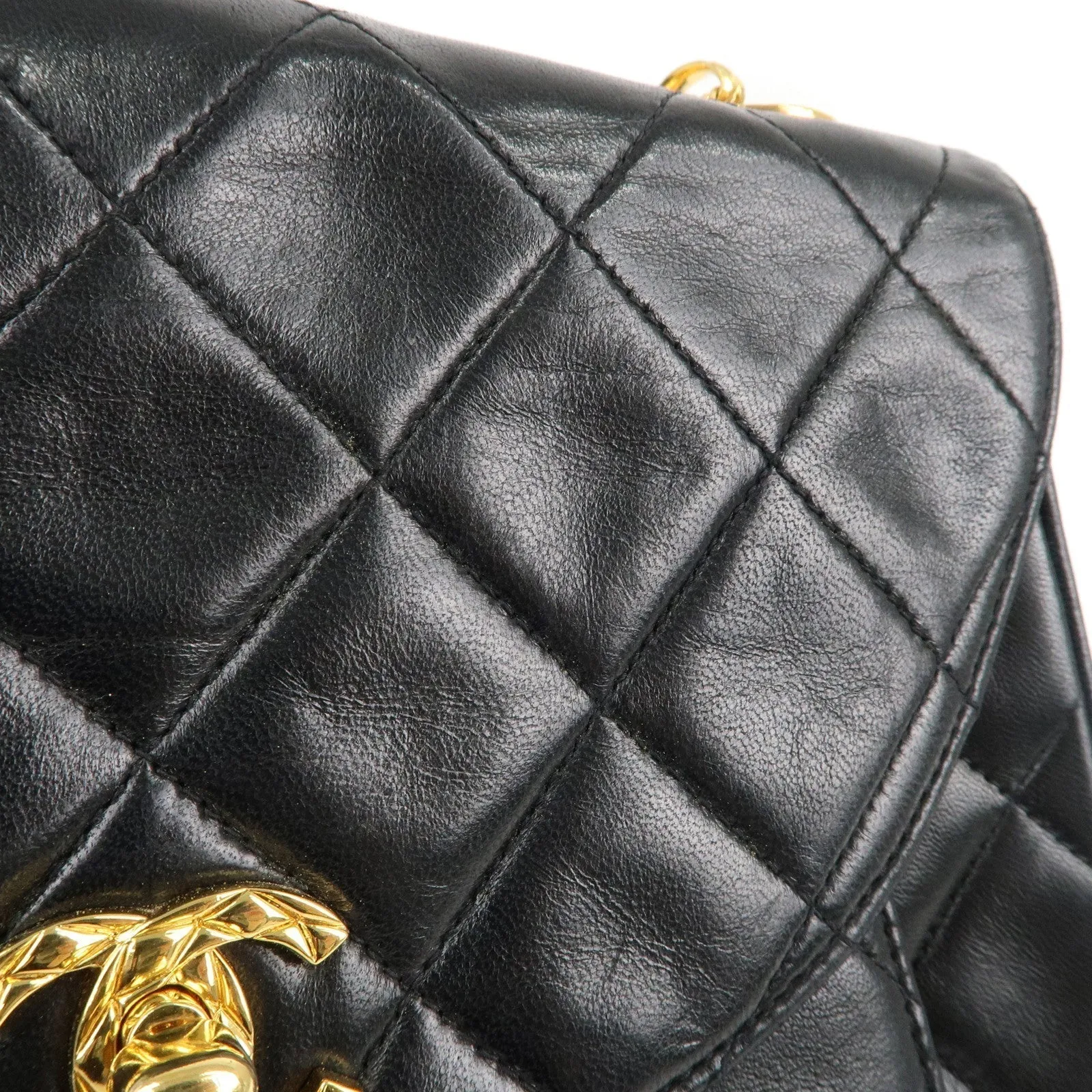 CHANEL Matelasse Lamb Skin Bijoux Chain Shoulder Bag Black