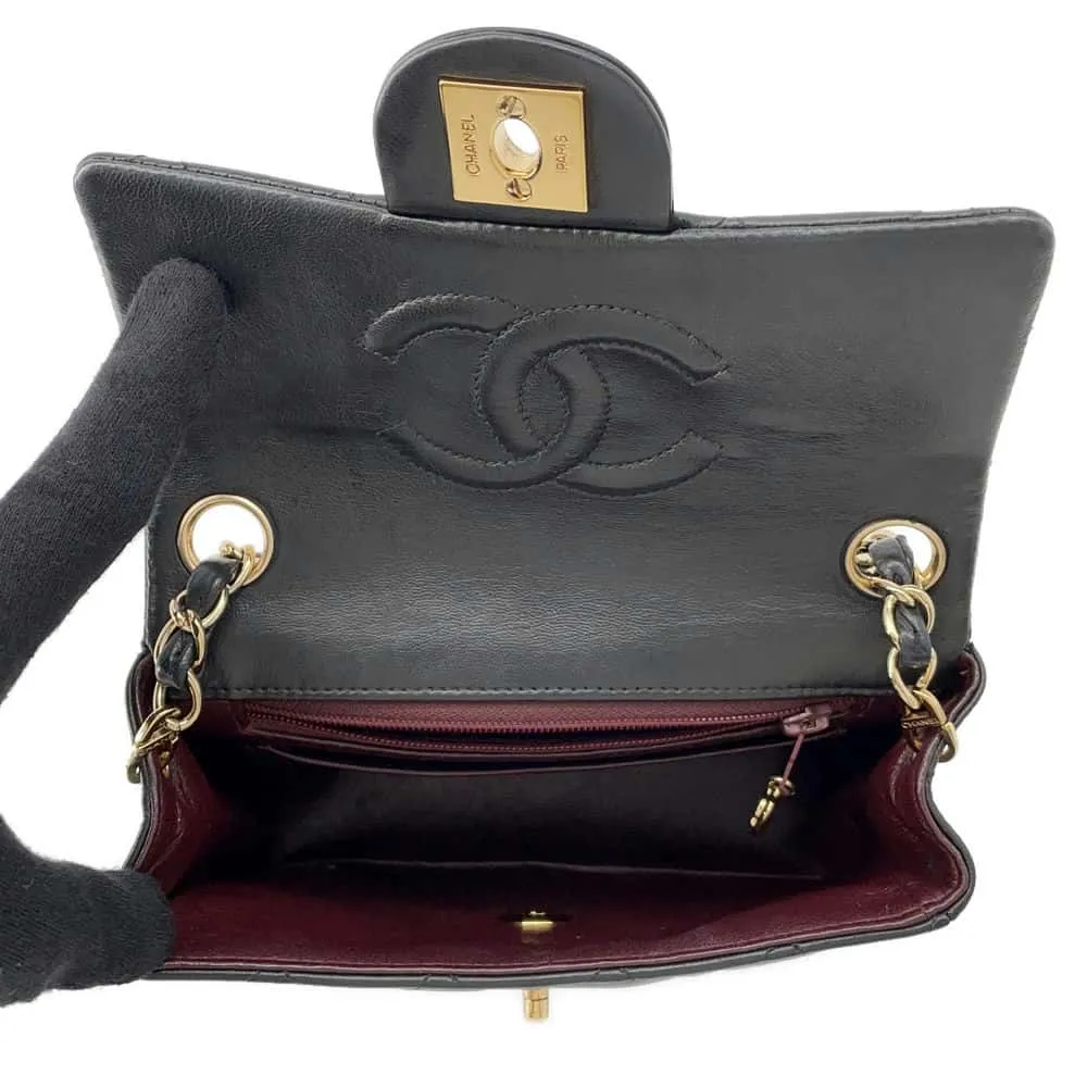 CHANEL Mini Matelasse Single Flap ChainShoulder Bag Black A01115 Lambskin