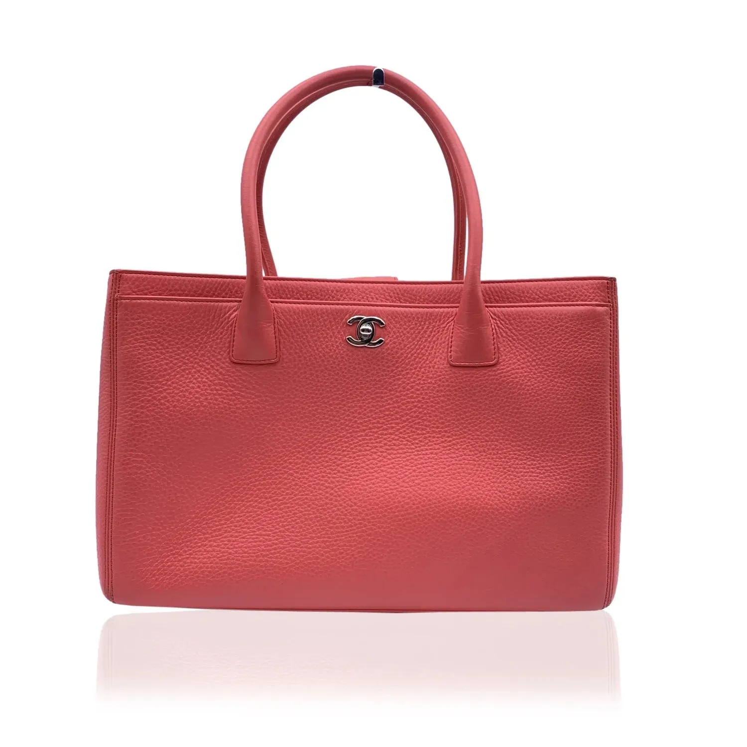 CHANEL PEBBLED LEATHER LARGE EXECUTIVE TOTE BAG WITH SHOULDER STRAP