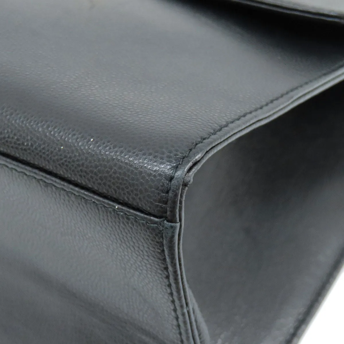 CHANEL Shoulder Bag Caviar skin black