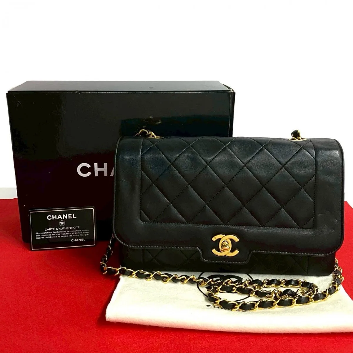CHANEL Shoulder Bag lambskin black Matrasse