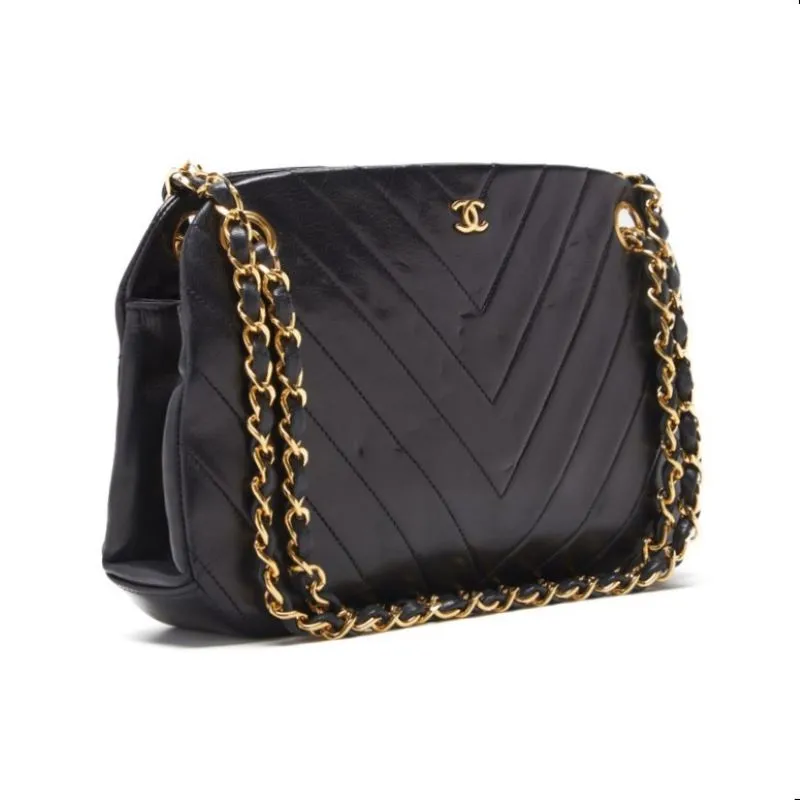 CHANEL V-stick Chain Shoulder  Black  Shoulder Bag Mini Shoulder Bag  Bag Hybrid ?? Delivery?? Khao Yamamoto Online