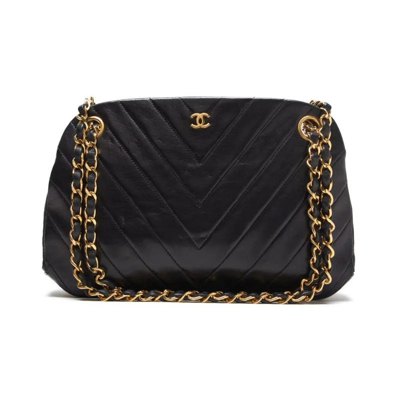 CHANEL V-stick Chain Shoulder  Black  Shoulder Bag Mini Shoulder Bag  Bag Hybrid ?? Delivery?? Khao Yamamoto Online
