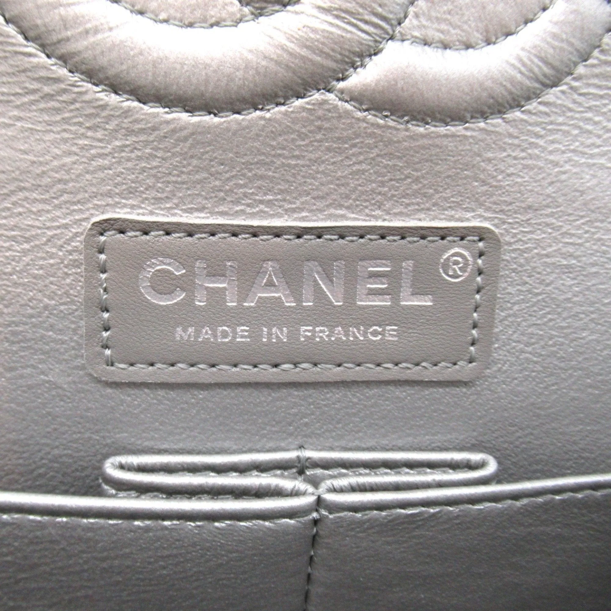 CHANEL V-stitched ChainShoulder Silver Caviar Skin (Grained Calf)