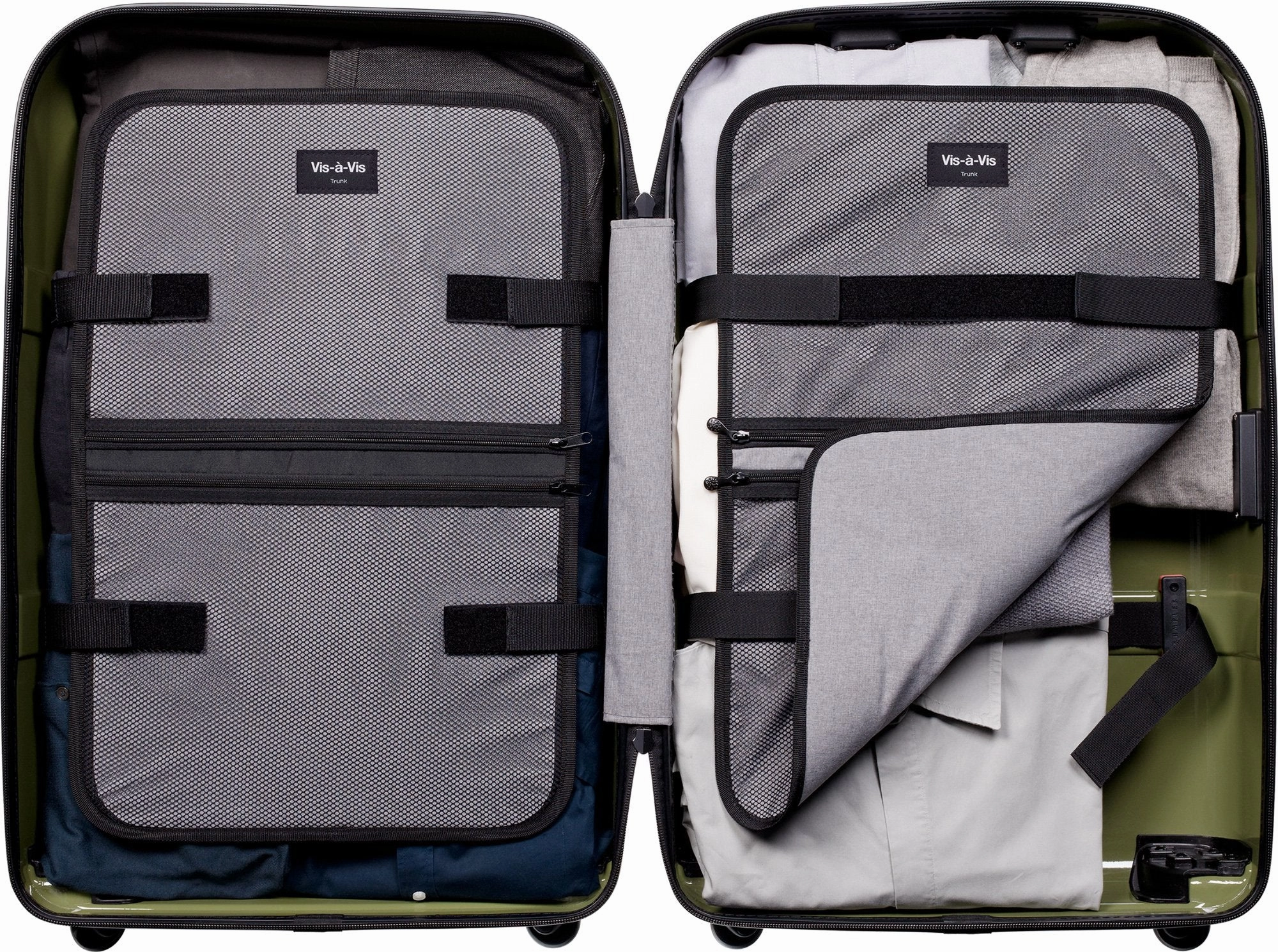Crumpler Vis-a-Vis Trunk 30"(78cm) 4-Wheel Large Luggage