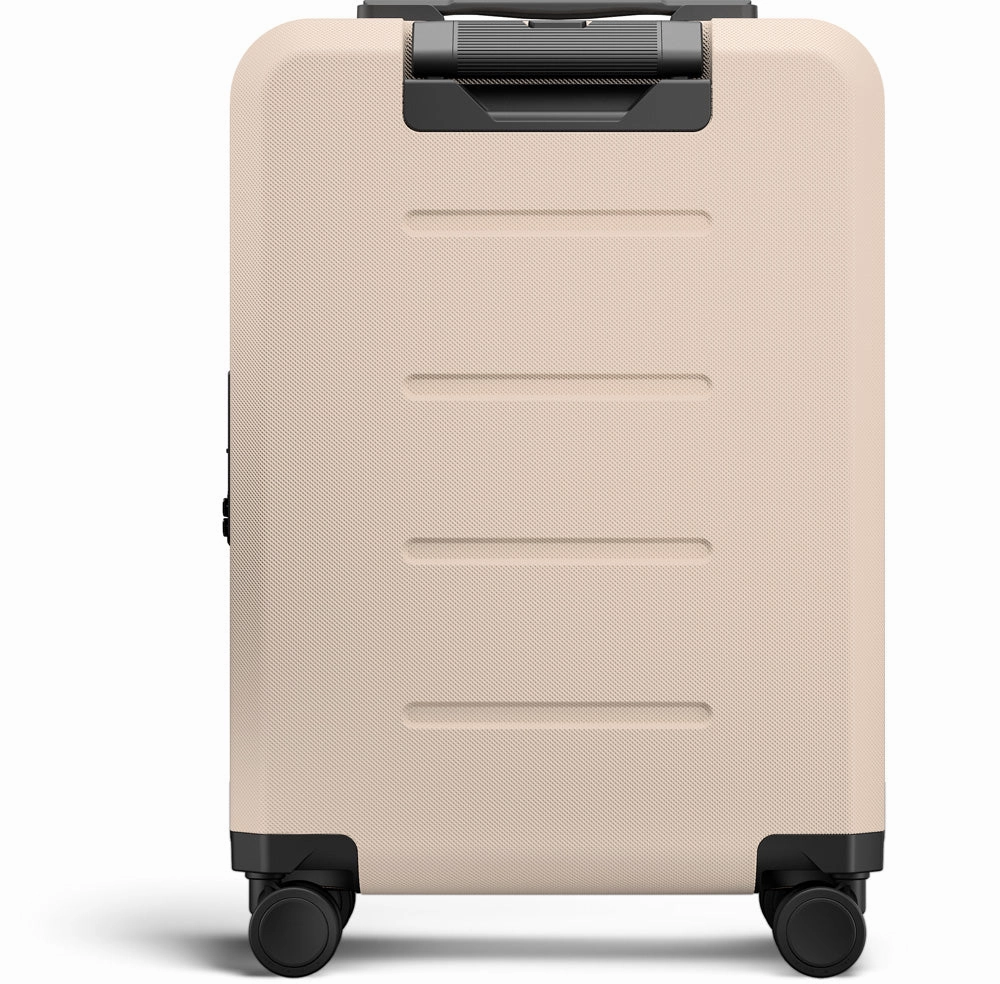 D_b_ Ramverk Carry-On 21 in. Hardside Spinner Luggage