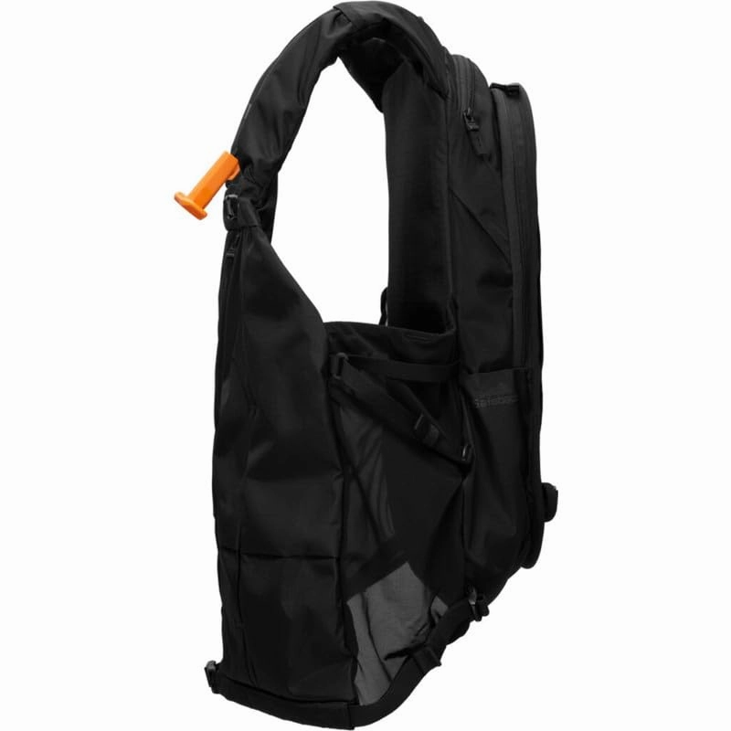 D_b_ Snow Pro Vest