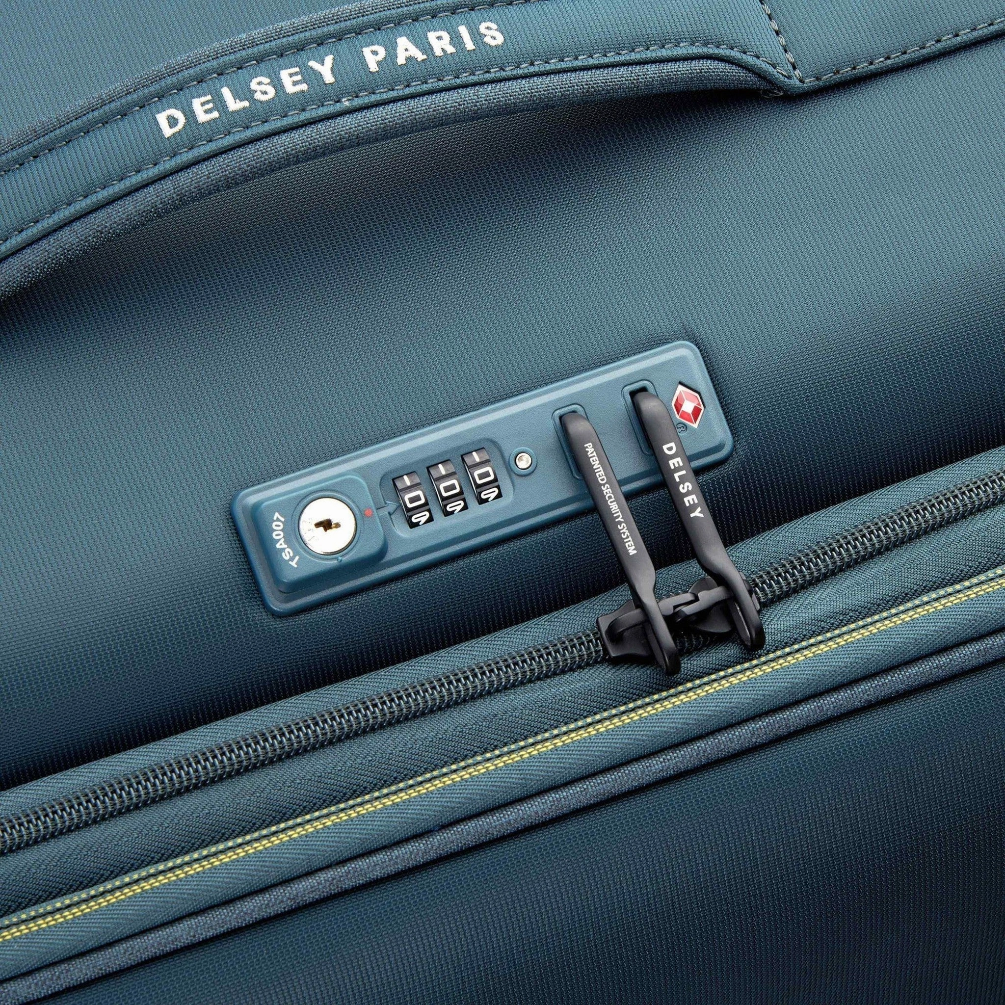 Delsey Brochant 3 28" Expandable Spinner Upright