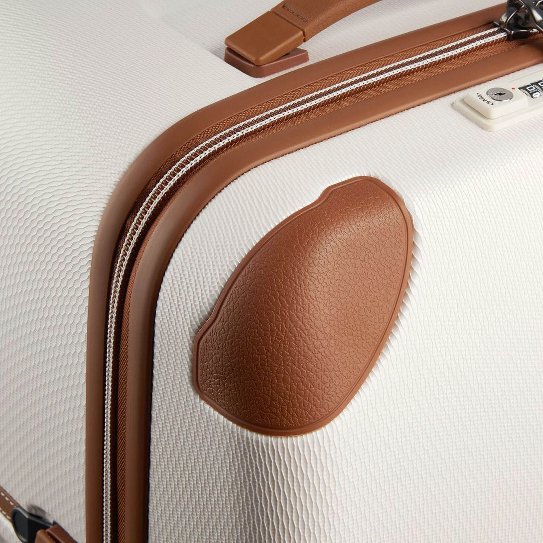 Delsey Chatelet Air 2.0 26" Spinner Trunk