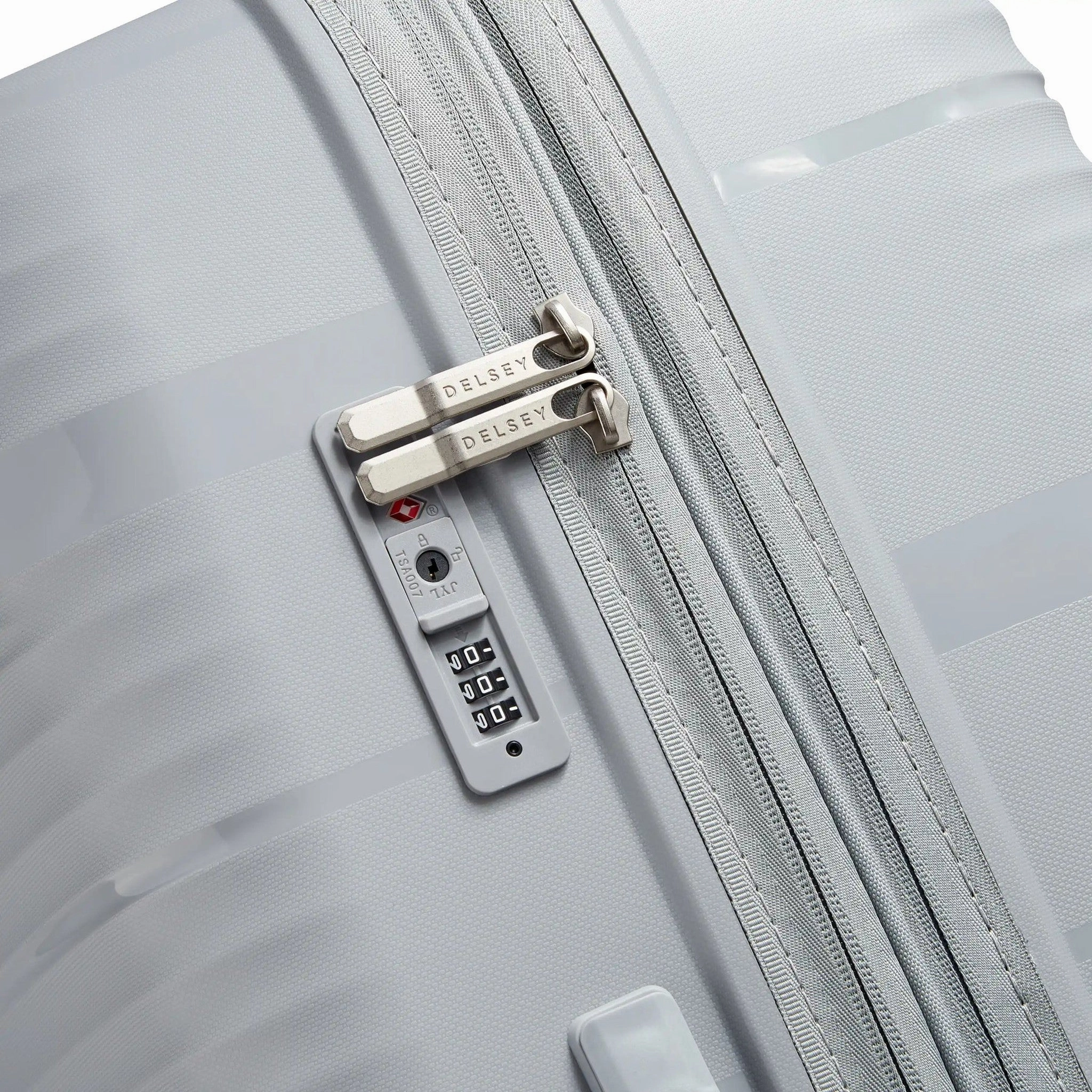 Delsey Dune 29" Expandable Spinner Upright