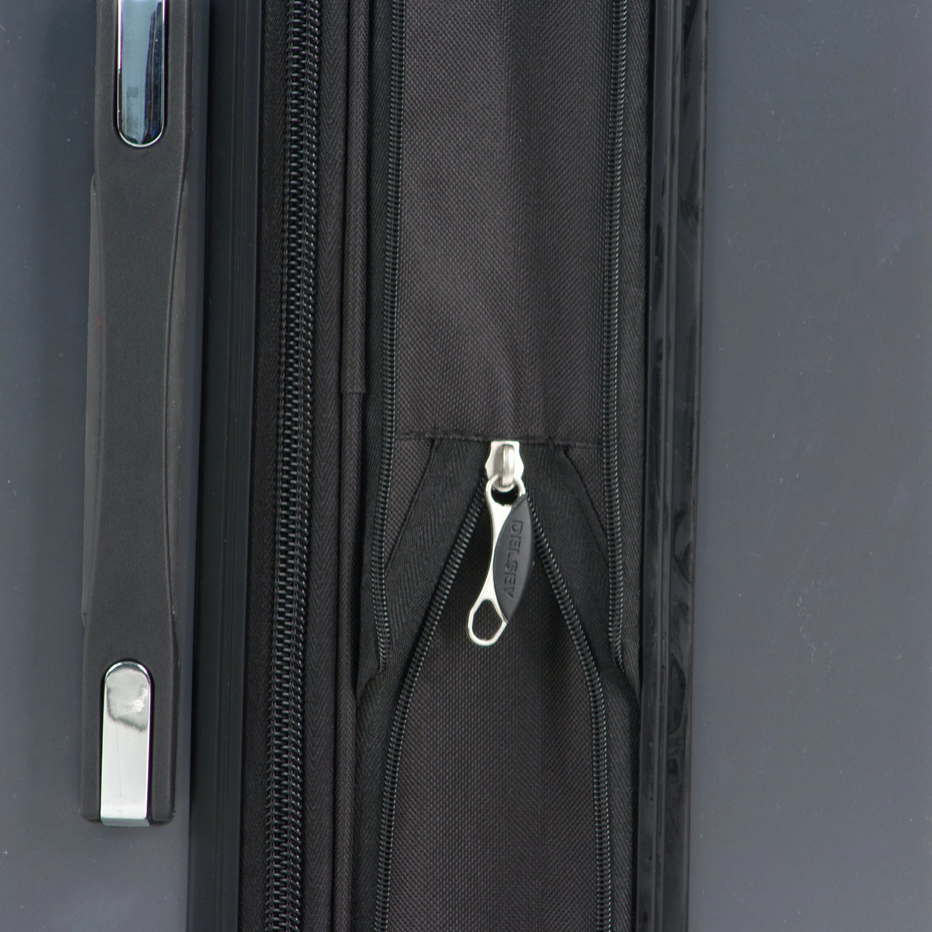 DELSEY Paris Helium Aero 19" 4-Wheel International Carry-On Luggage