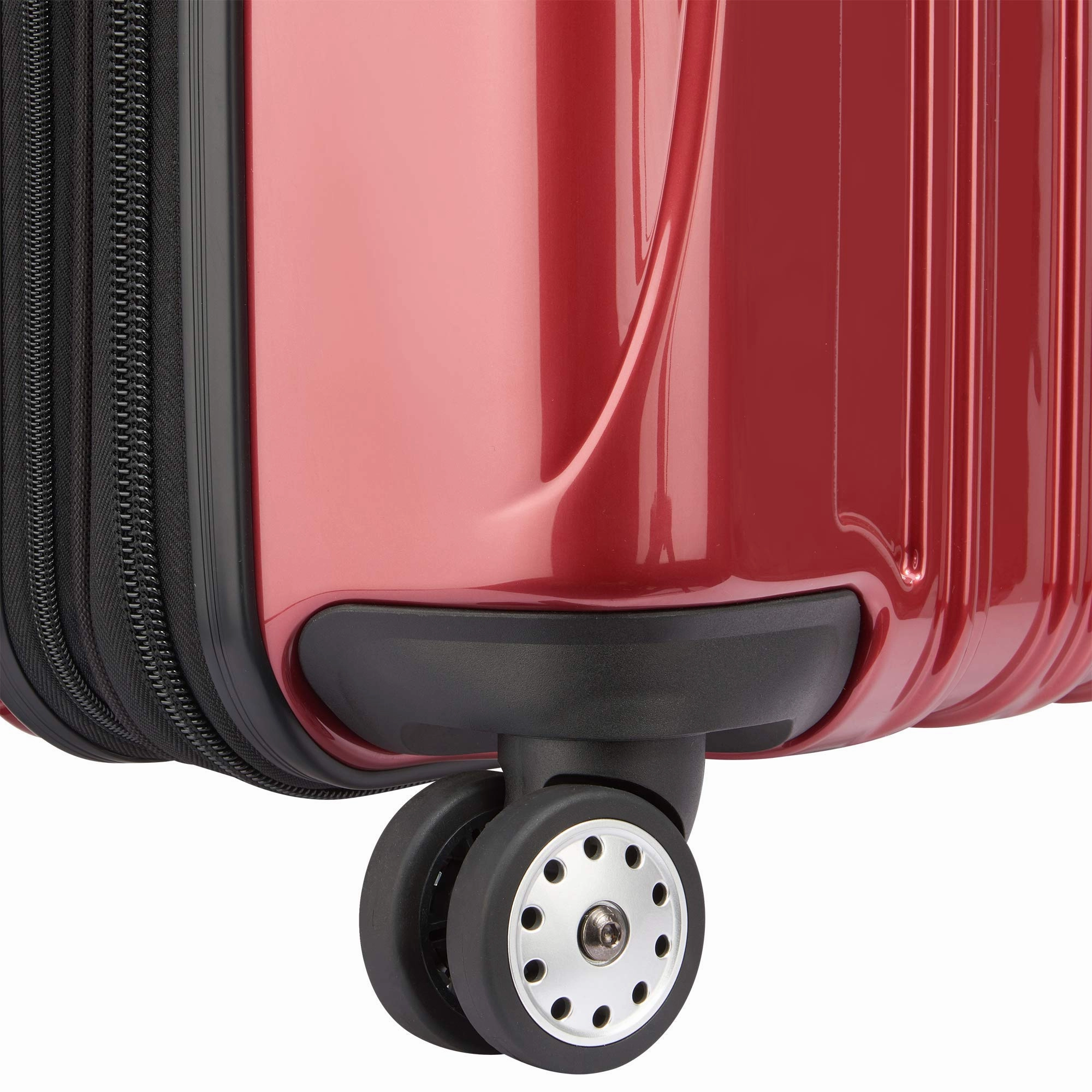 DELSEY Paris Helium Aero 21" 4-Wheel Carry-On Luggage