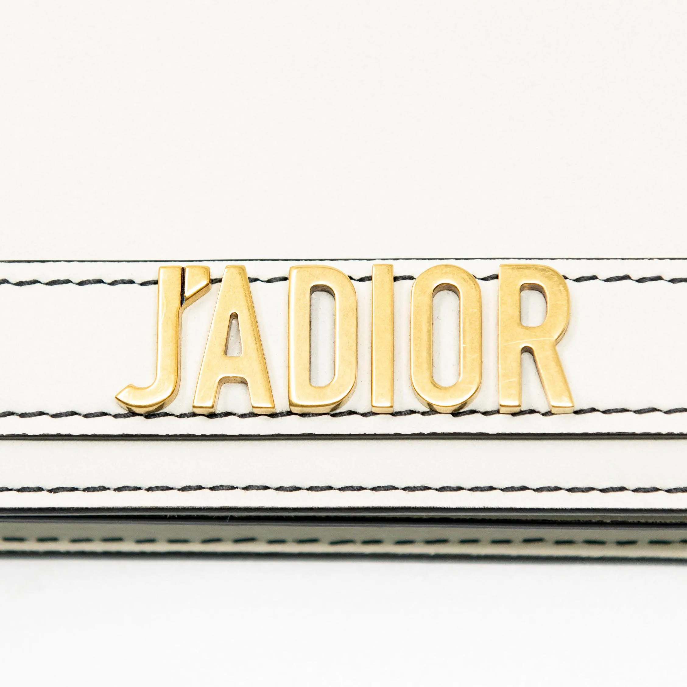 Dior J??adior White Wallet On Chain