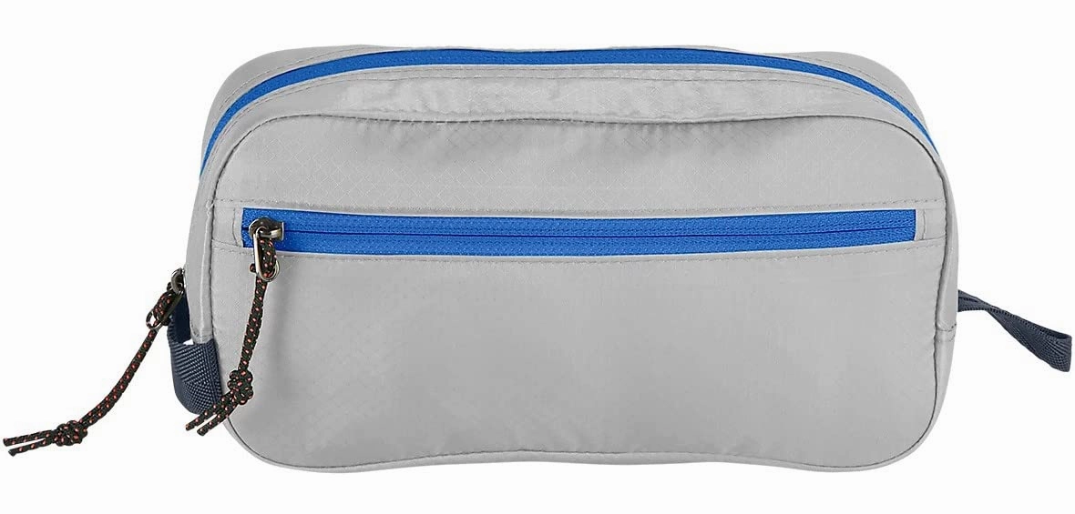 eagle creek Pack-It Isolate Quick Trip XS Travel Toiletry Bag Made with Water-Repellant Poly Ripstop Fabric, Full-Length Zipper for Visibility and Zip Side Pockets