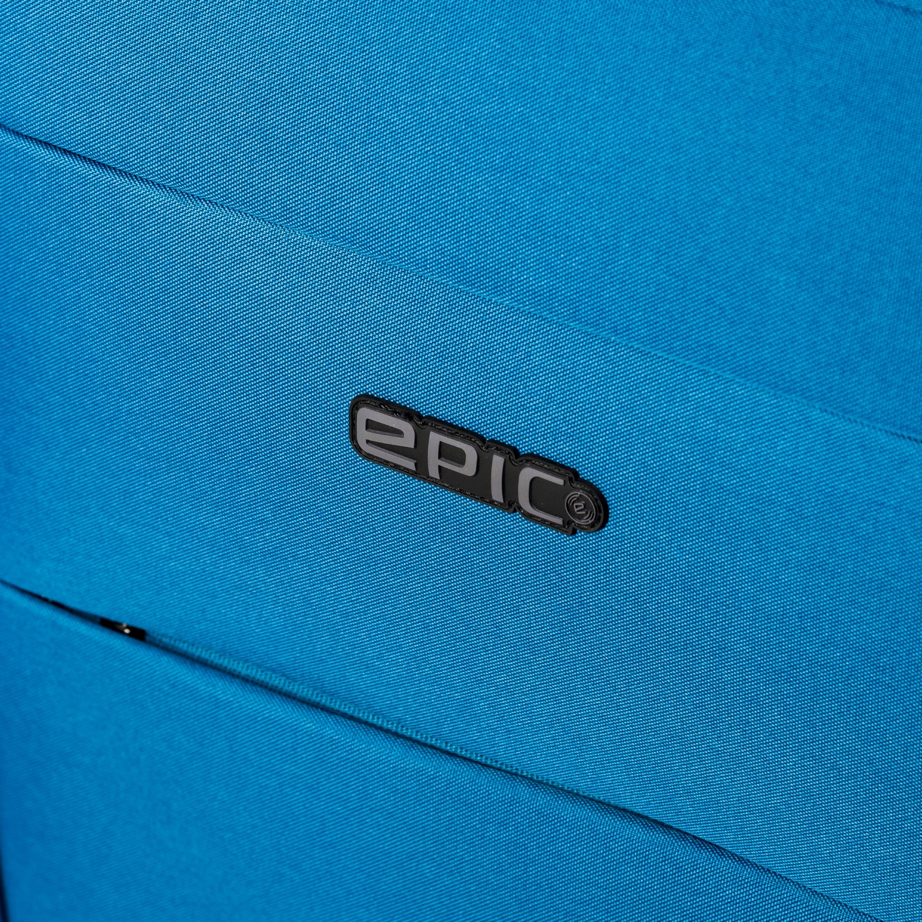 Epic DiscoveryULTRA 31" 4-Wheel Large Luggage