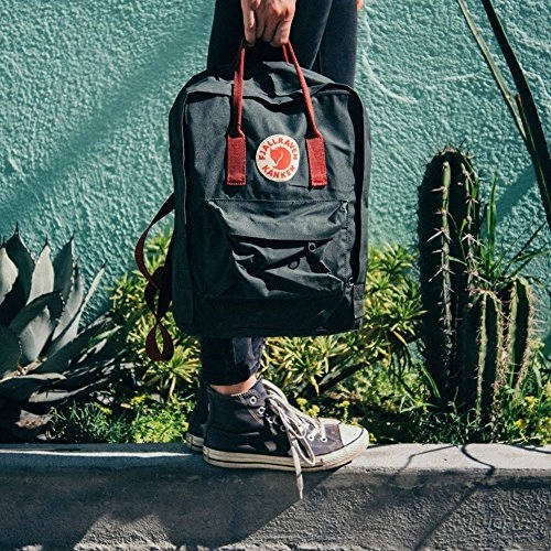Fjallraven - Kanken Toiletry Bag for Home and Travel, Peach Pink