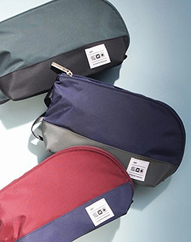 Flight 001 Stowaway Toiletry Bag, Midnight/Asphalt