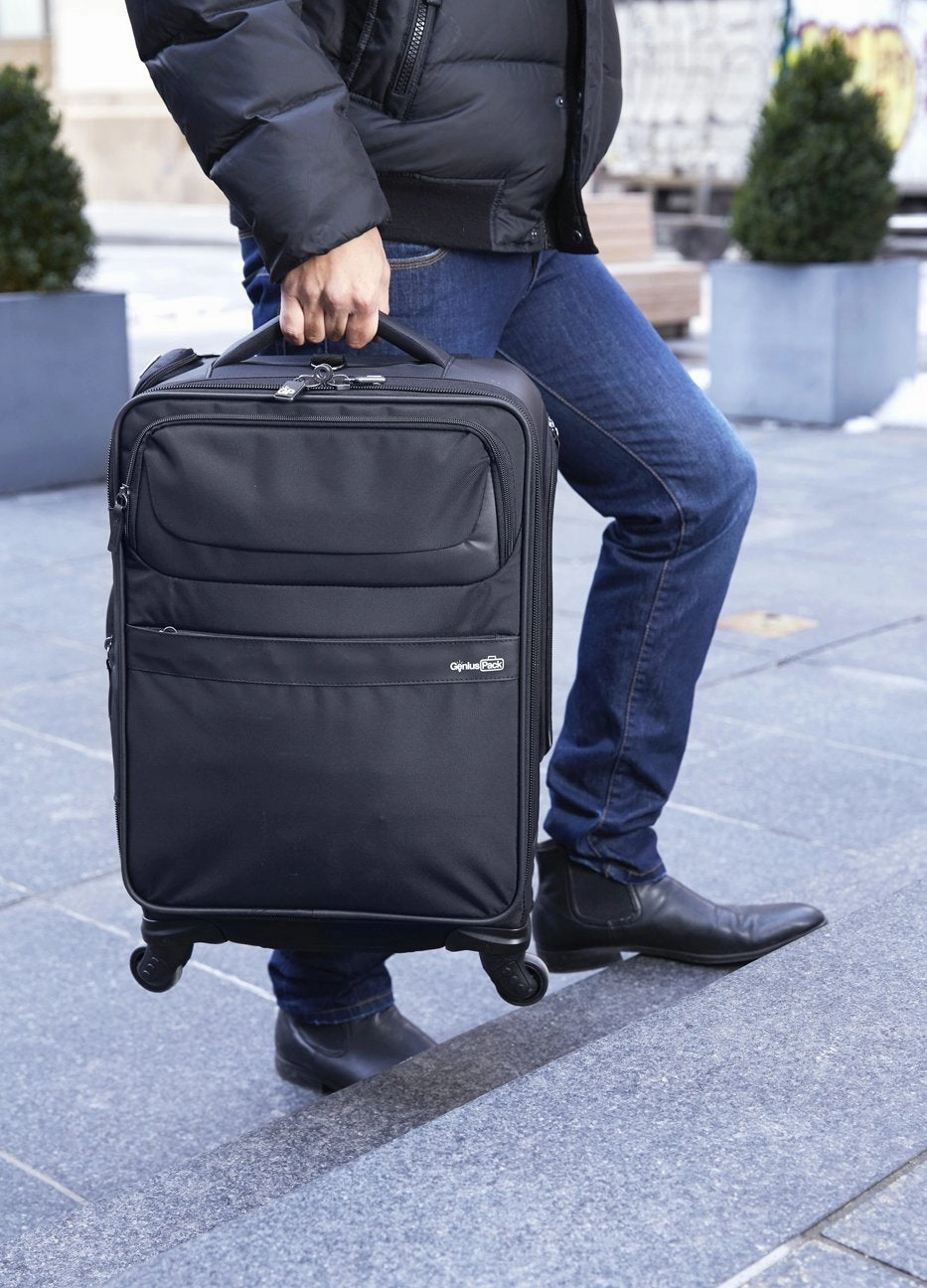 Genius Pack G4 22" 4-Wheel Carry-On Luggage