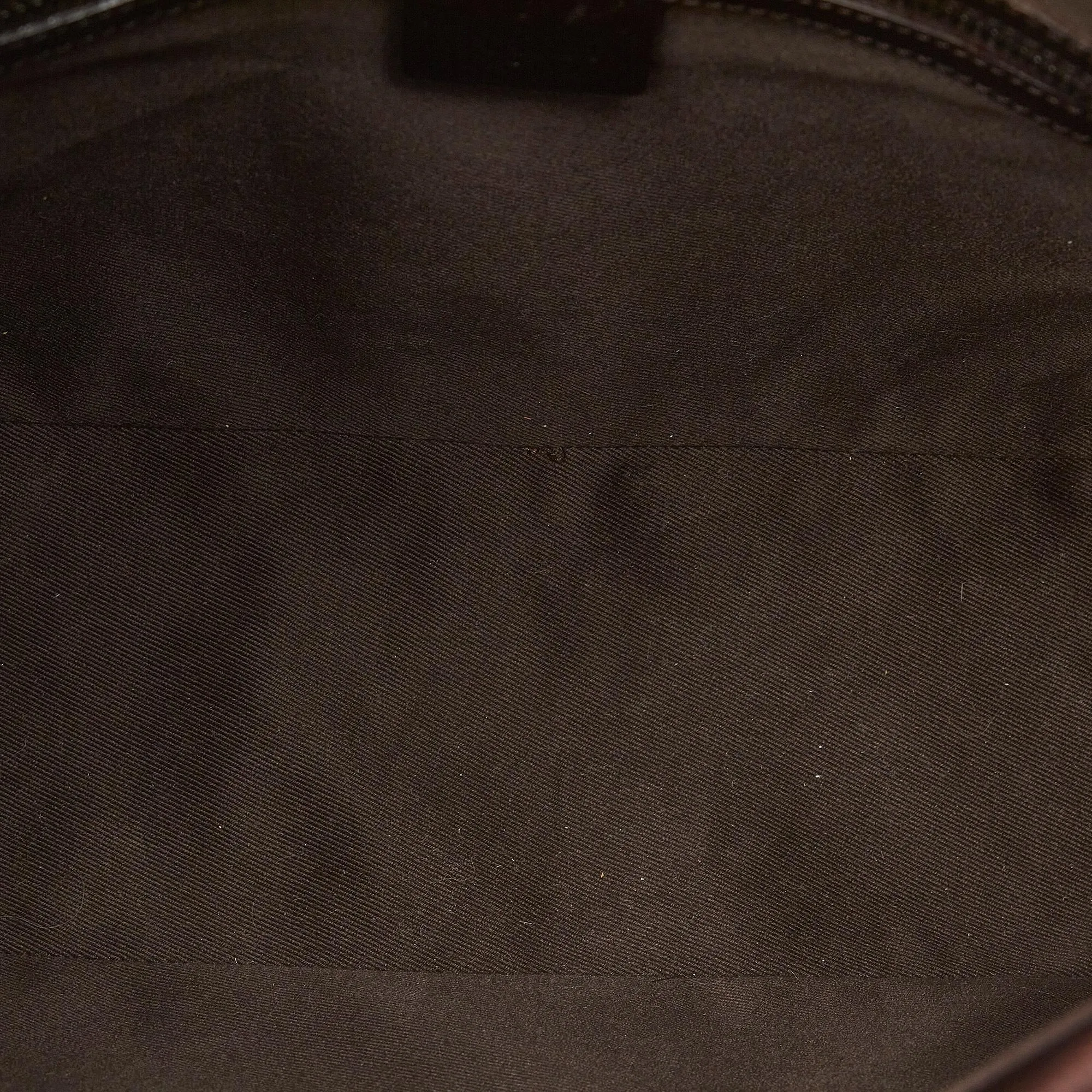 Gucci GG Canvas Shoulder Bag (SHG-BI7pTR)