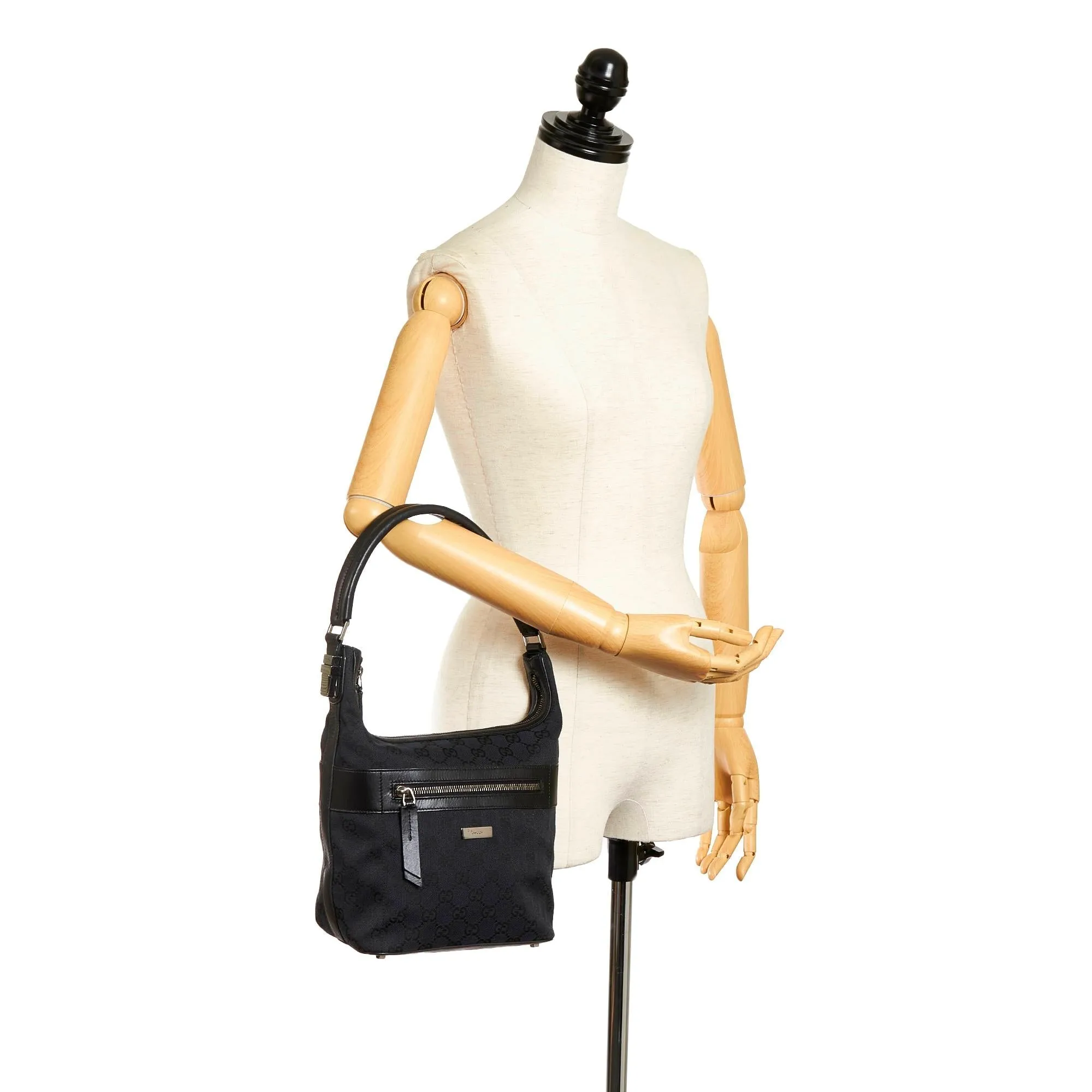 Gucci GG Canvas Shoulder Bag (SHG-Uitk6N)