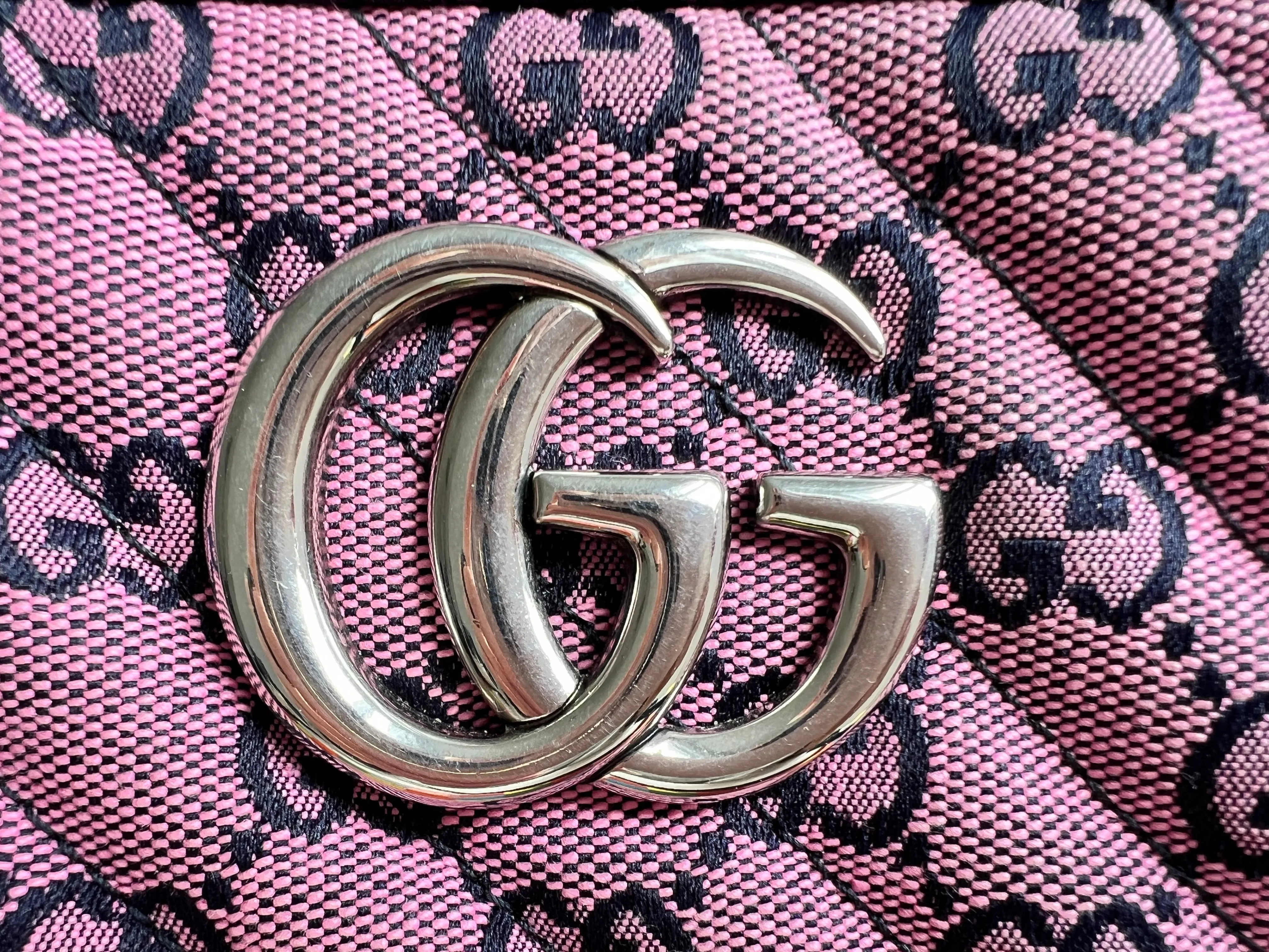 Gucci GG Marmont Pink Canvas Small Shoulder Bag (RRP ??1050)
