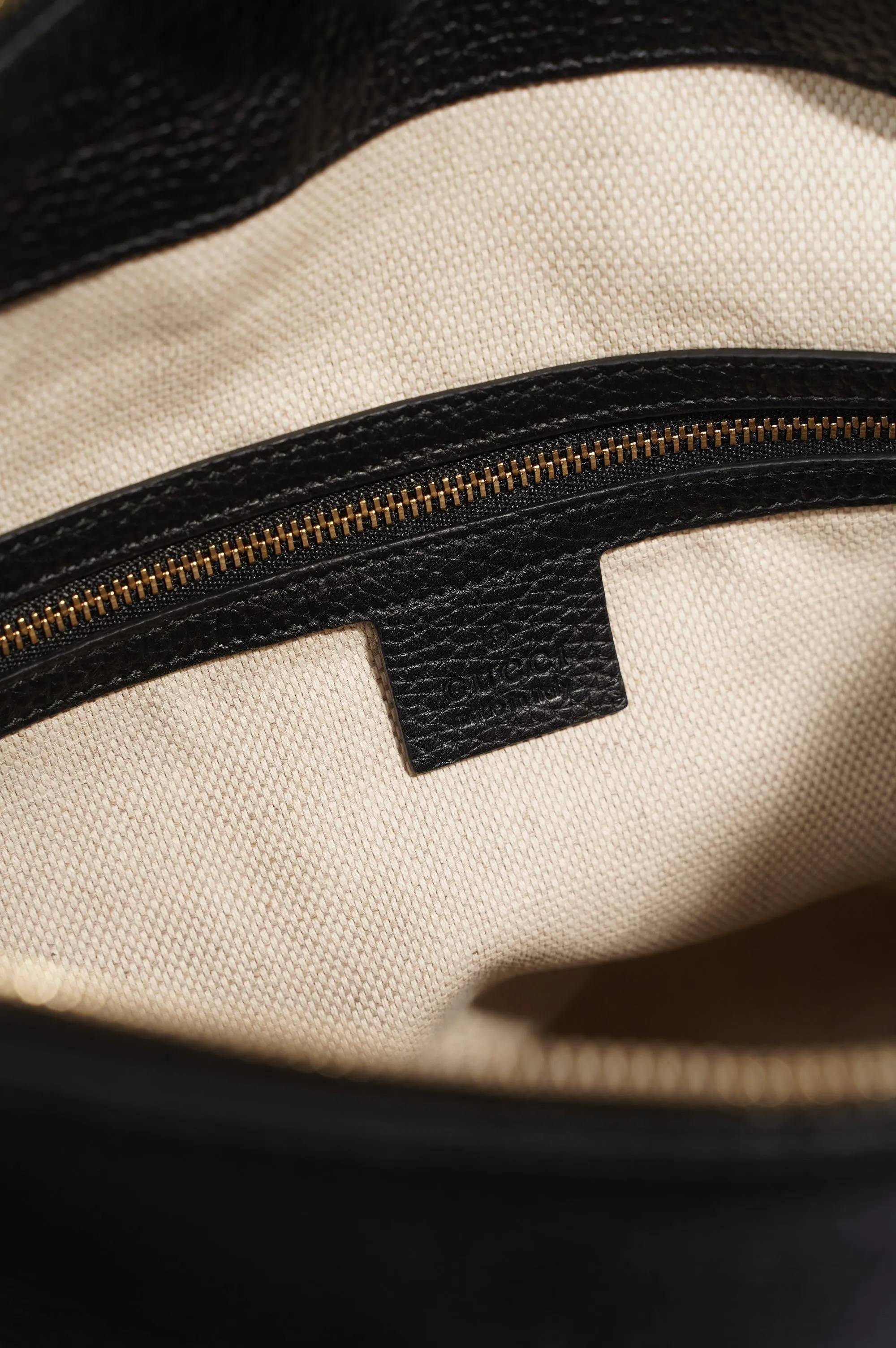 Gucci Womens Soho Shoulder Bag Black