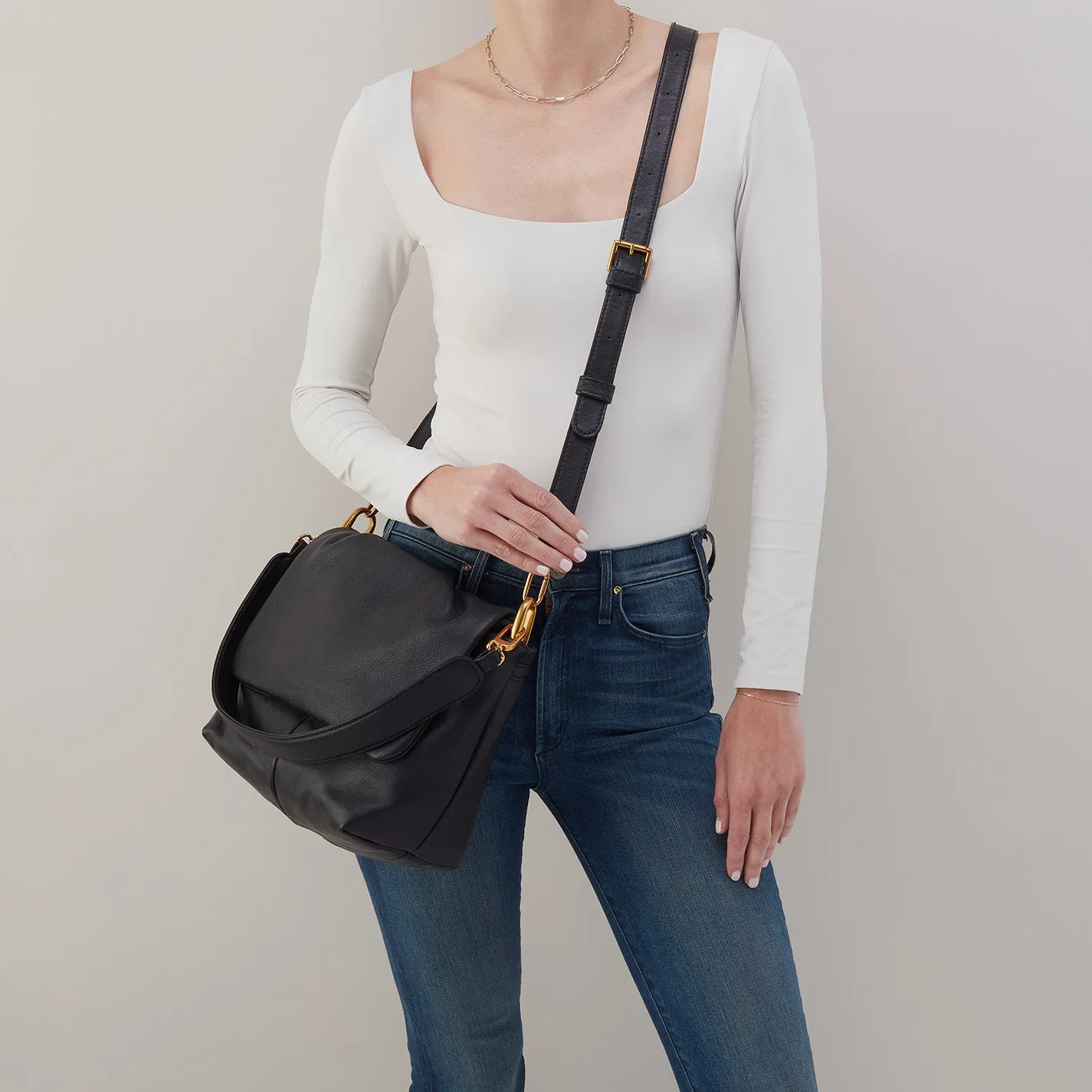 Harley Convertible Shoulder Bag In Pebbled Leather - Black