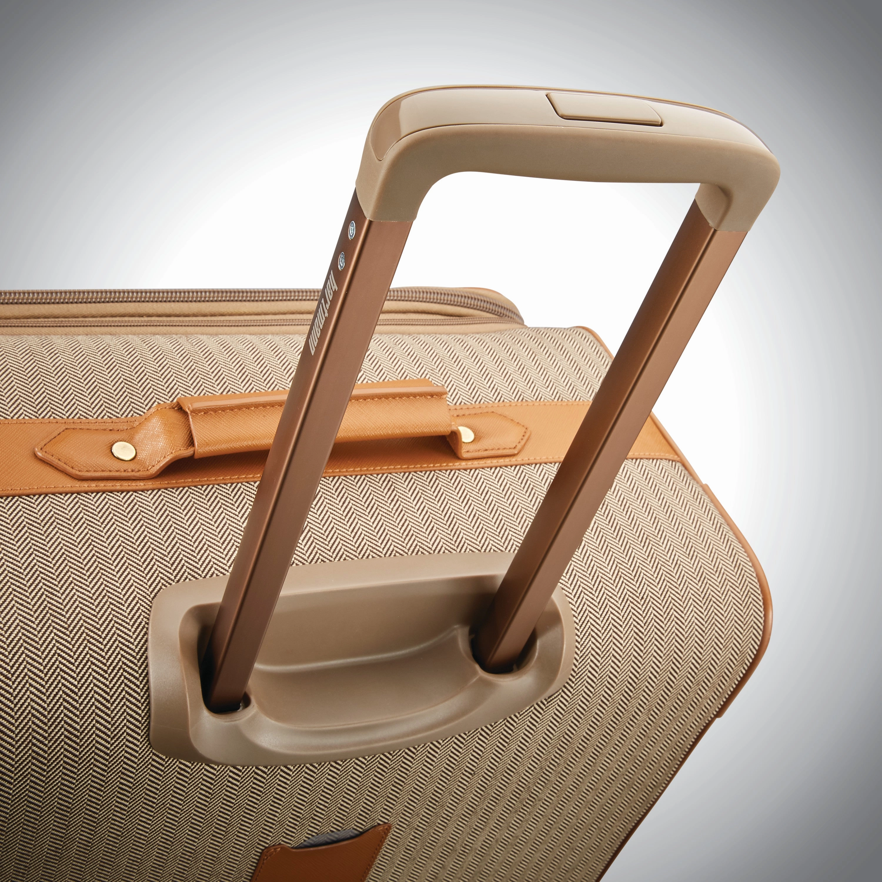 Hartmann Herringbone Deluxe 29" 4-Wheel Large Luggage