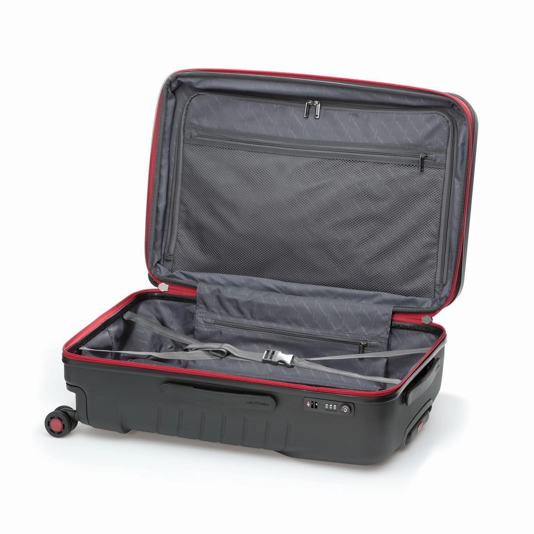 Hedgren Flight 24" 4-Wheel Medium Luggage